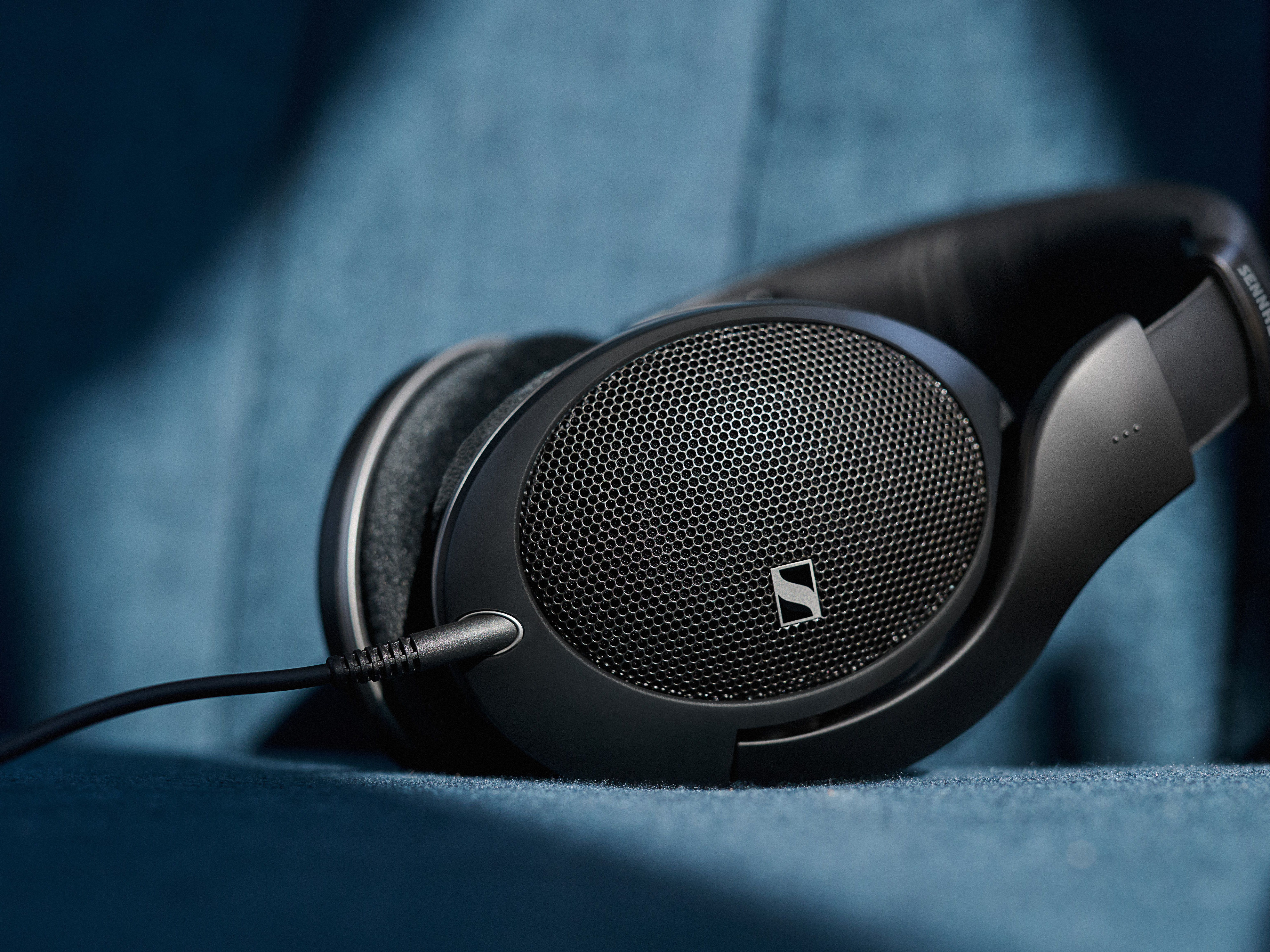 SENNHEISER - kaname bKLYWaRwqnLTGUPJ4jWTMg.jpg