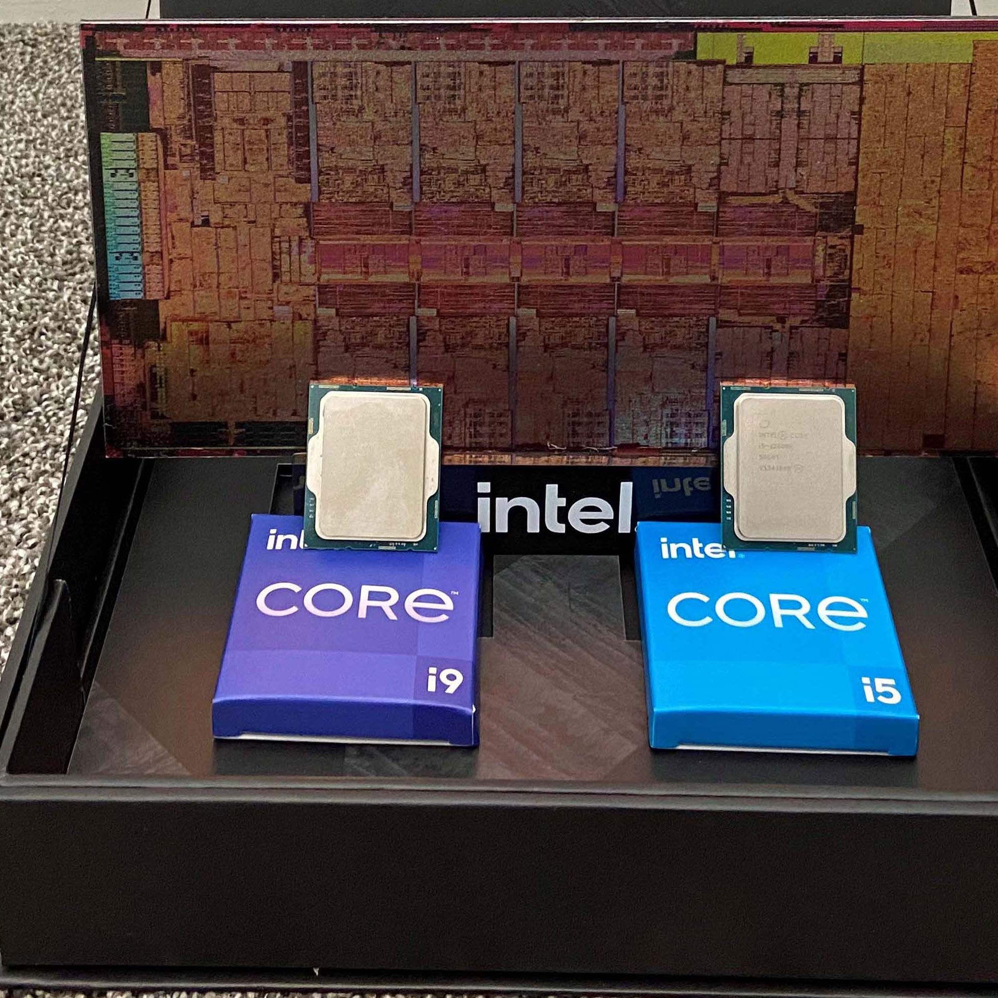 Intel Core i9-12900K and Core i5-12600K Gaming CPUs Review | Tom's