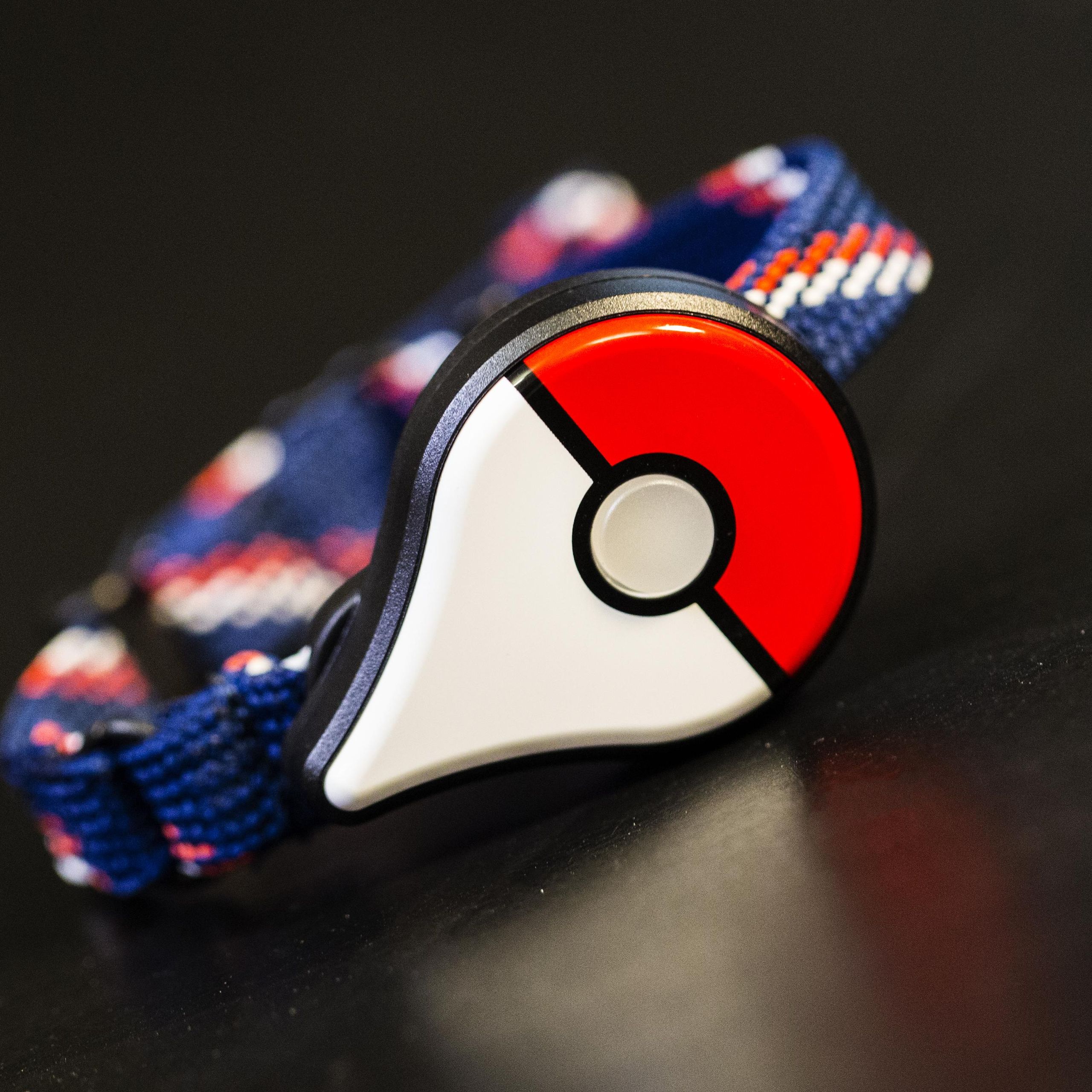 【良品】Pokemon Go PLUS+ Pokémon™ GO Plus+ - Nintendo Official Site for Canada