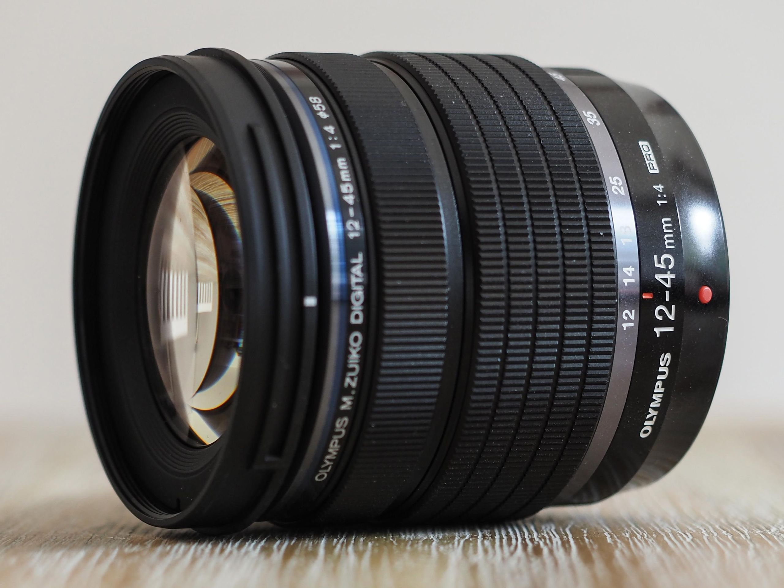 OLYMPUS - ＯＬＹＭＰＵＳ　ＭＺＤ１２－４５ｍｍ　Ｆ４ＰＲＯ Olympus M.Zuiko Digital ED 12-45mm f/4 PRO Review