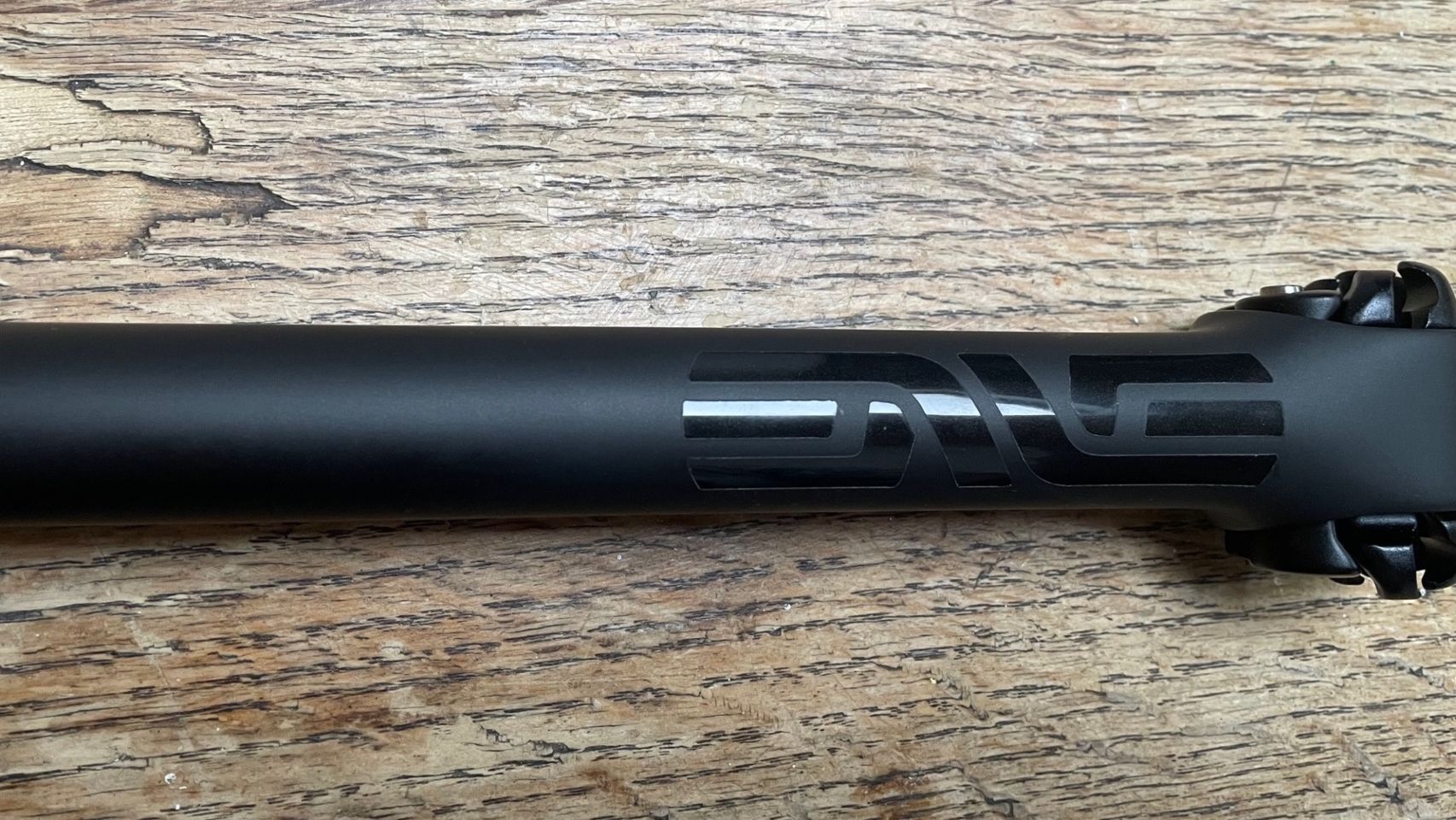 ENVE SEATPOST 400MM φ25.4mm ENVE Composites Seatpost, 25mm Offset 400x25.4mm Black – Pro