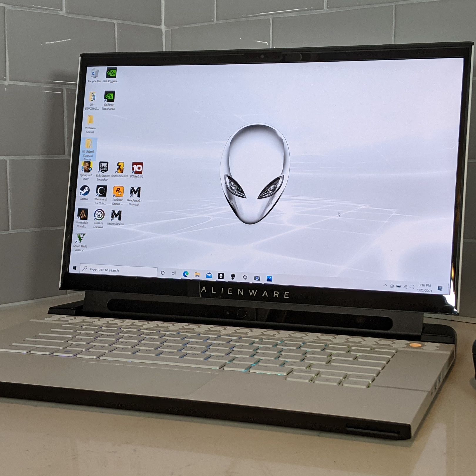 Alienware m15 R4 (RTX 3070) review | Laptop Mag