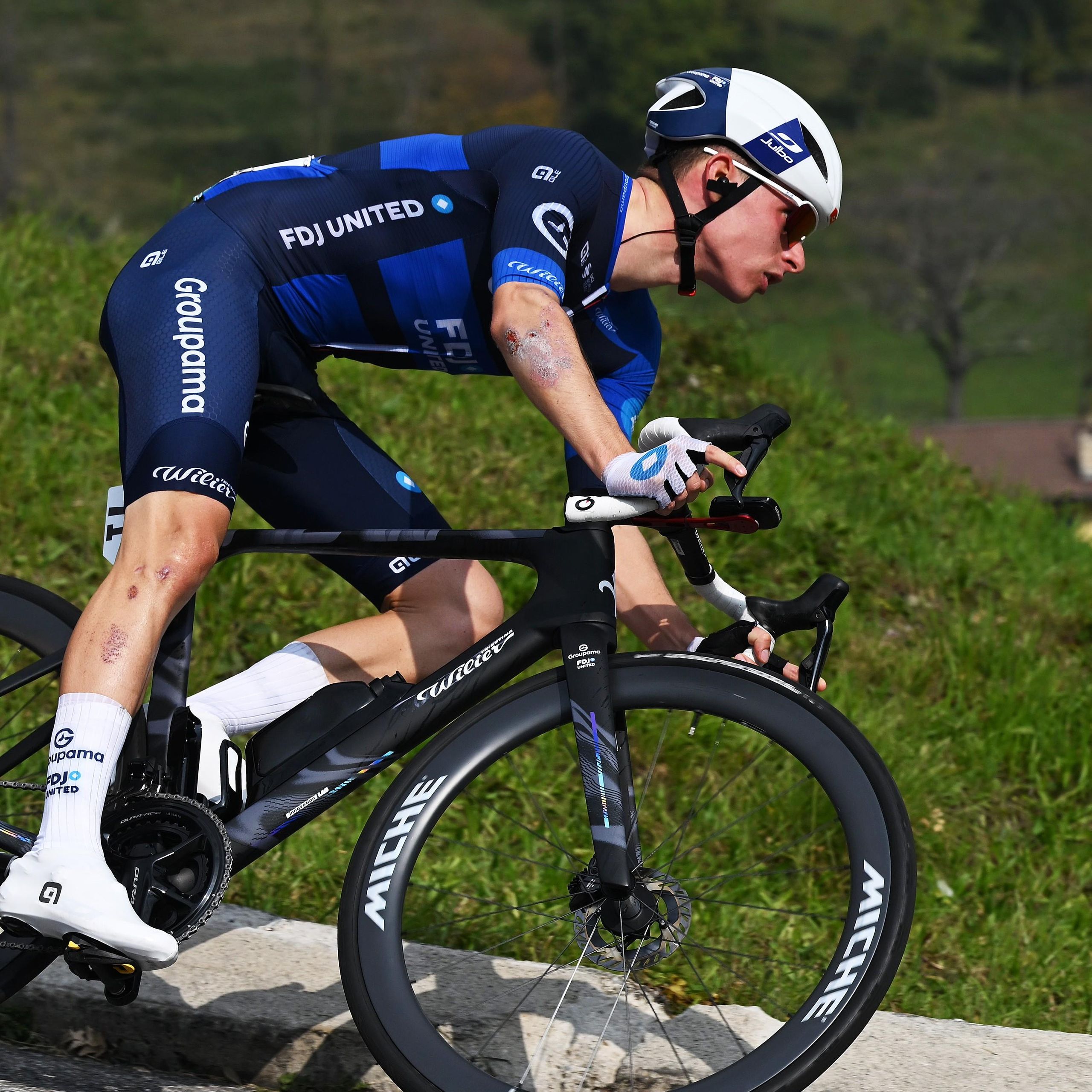 Spotted: Mystery new Wilier aero bike used at Il Lombardia - Is a