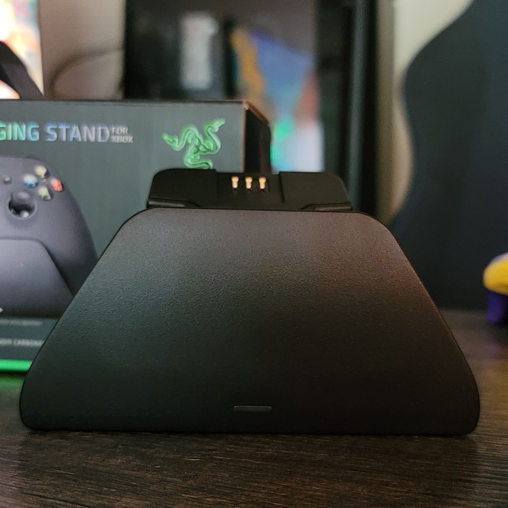 Razer Universal Quick Charging Stand for Xbox review: A familiar