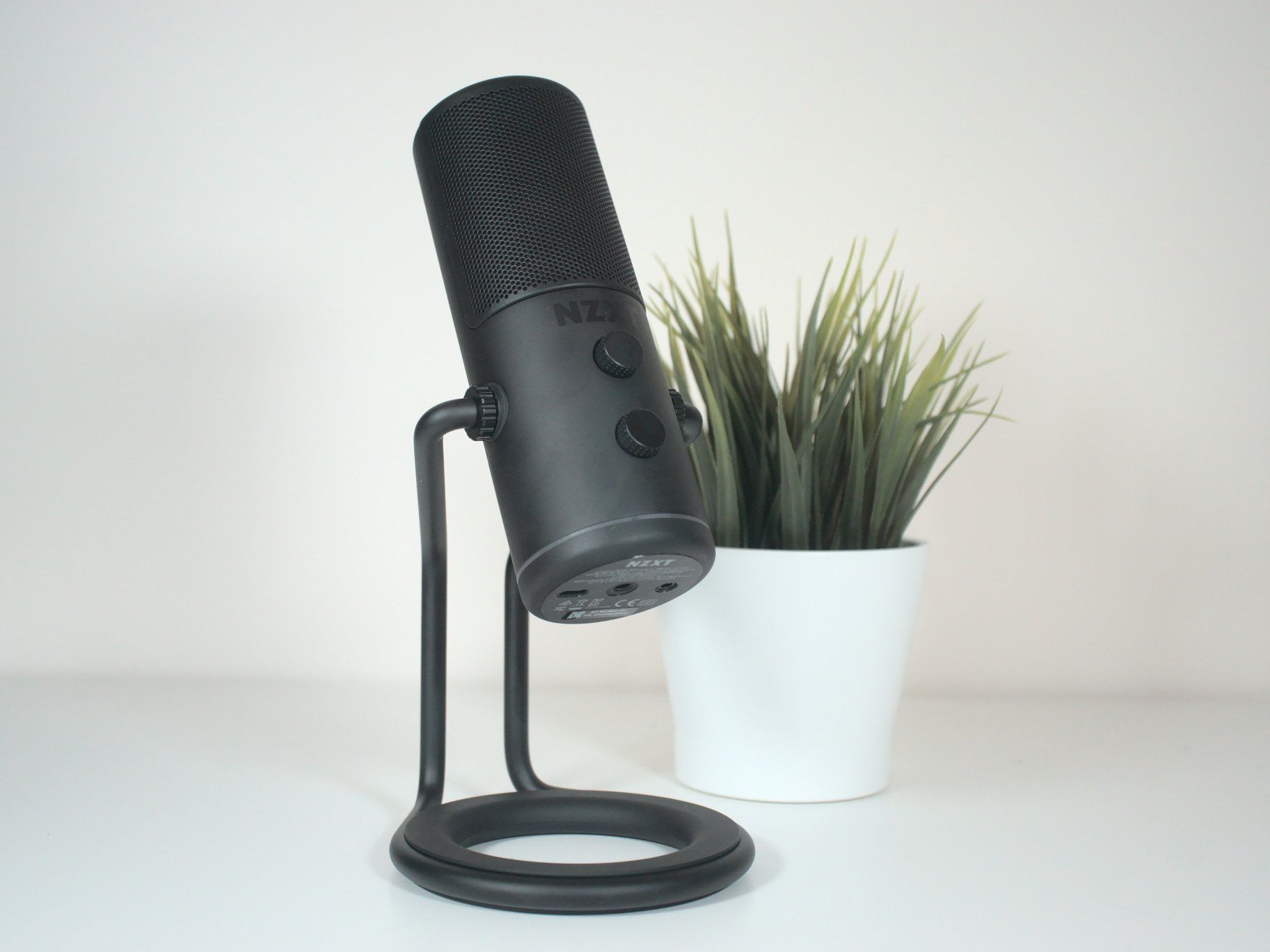 その他 NZXT Capsule NZXT Capsule Mini: Small and stylish but should you buy it?