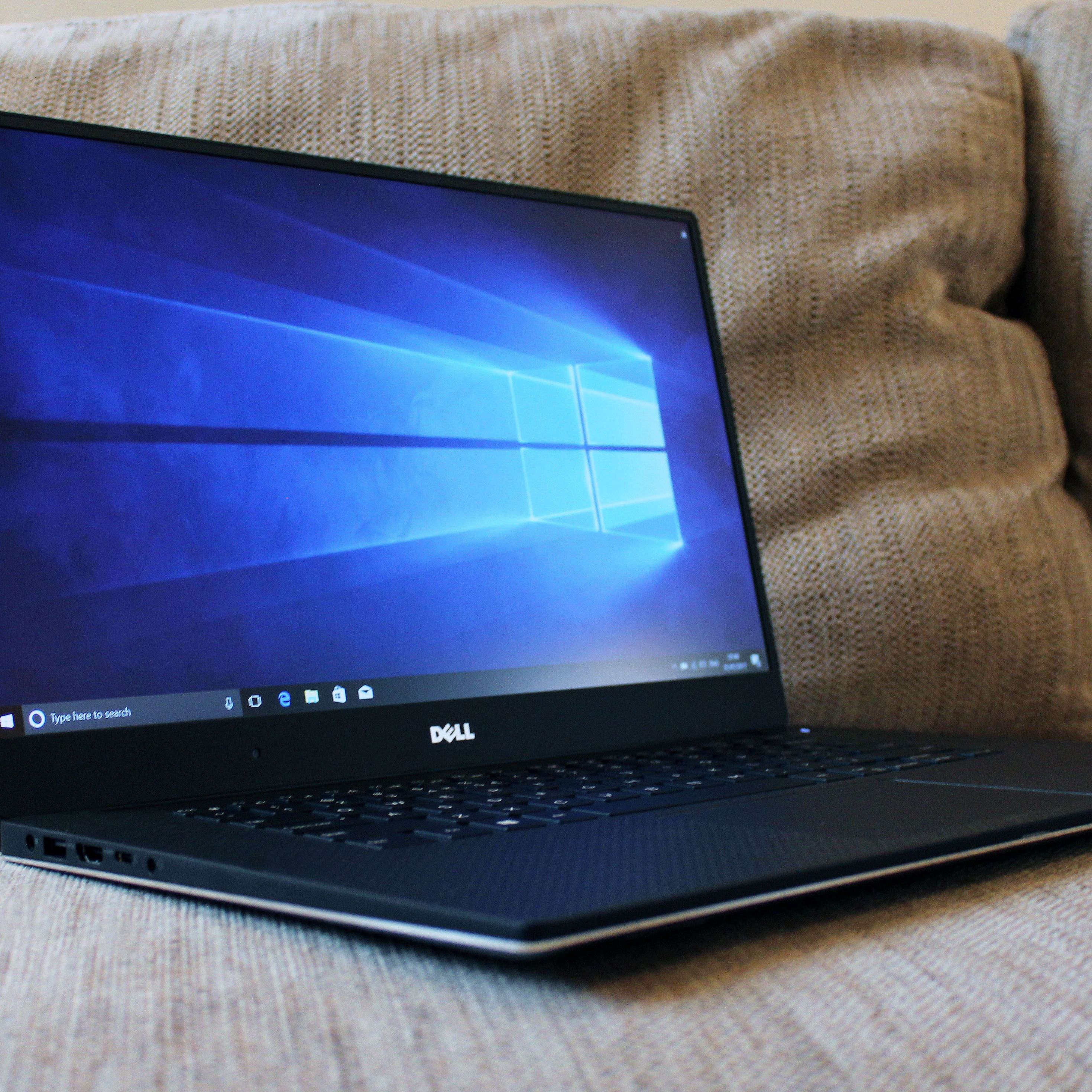 JC0926 デル Precision 5520 i7 256GB+1TB M1200 office2019 JC0926 デル Precision 5520 i7 256GB+1TB M1200 office2019