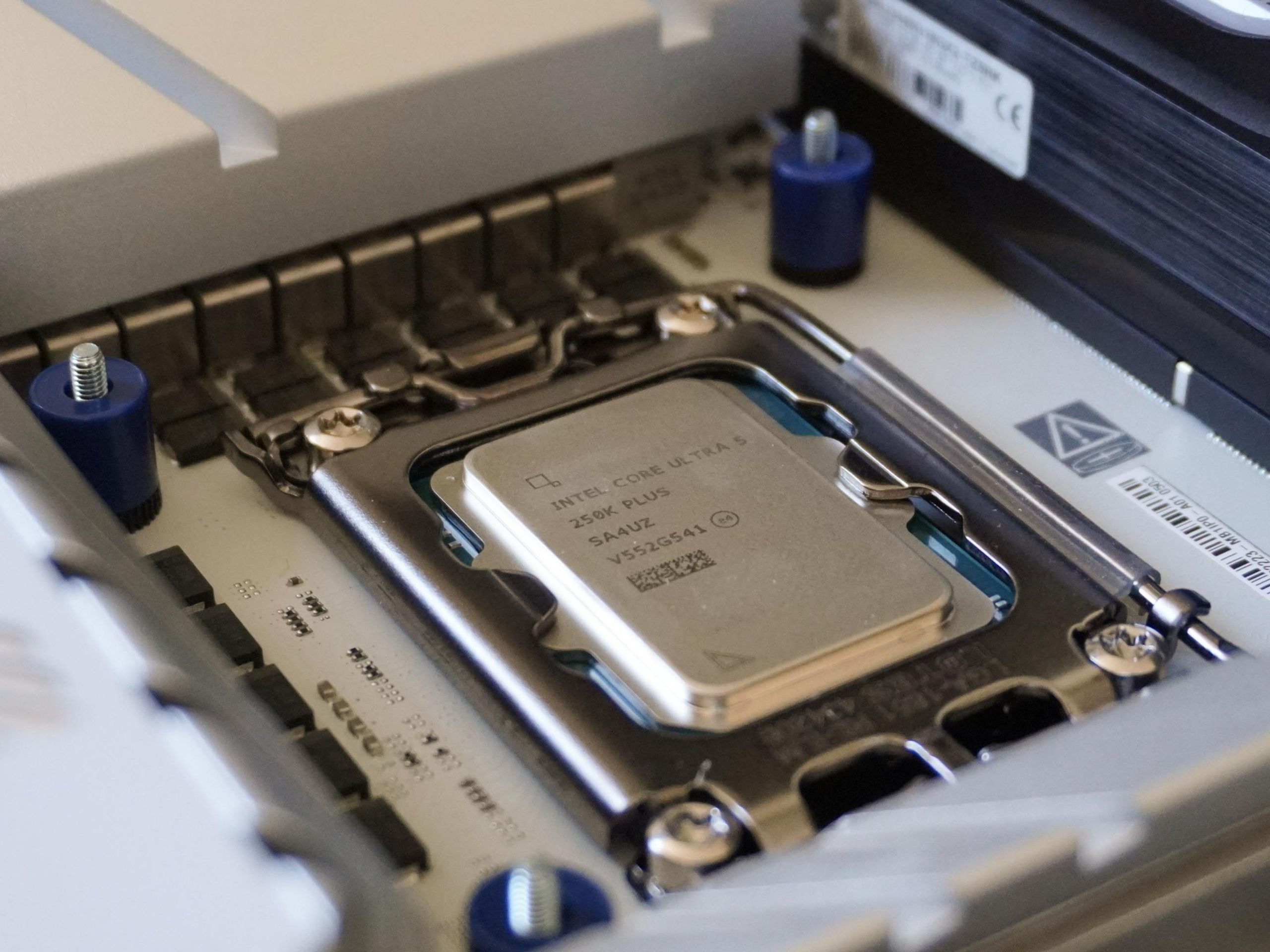 Intel Core Ultra 7 270K Plus & Core Ultra 5 250K Plus review: A