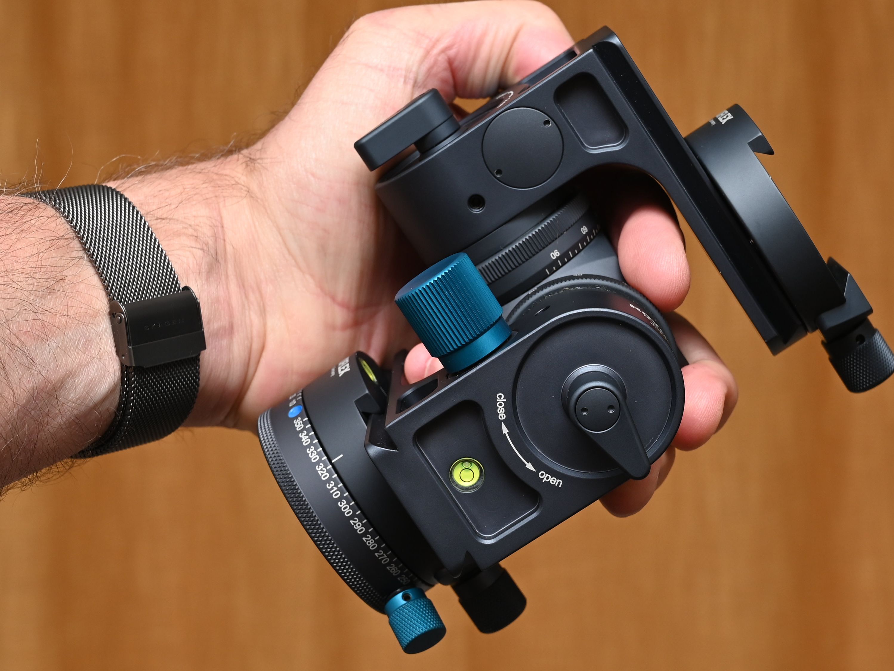 NOVOFLEX【パノラマLブラケット】 QPL VR - PRO アルカスイス