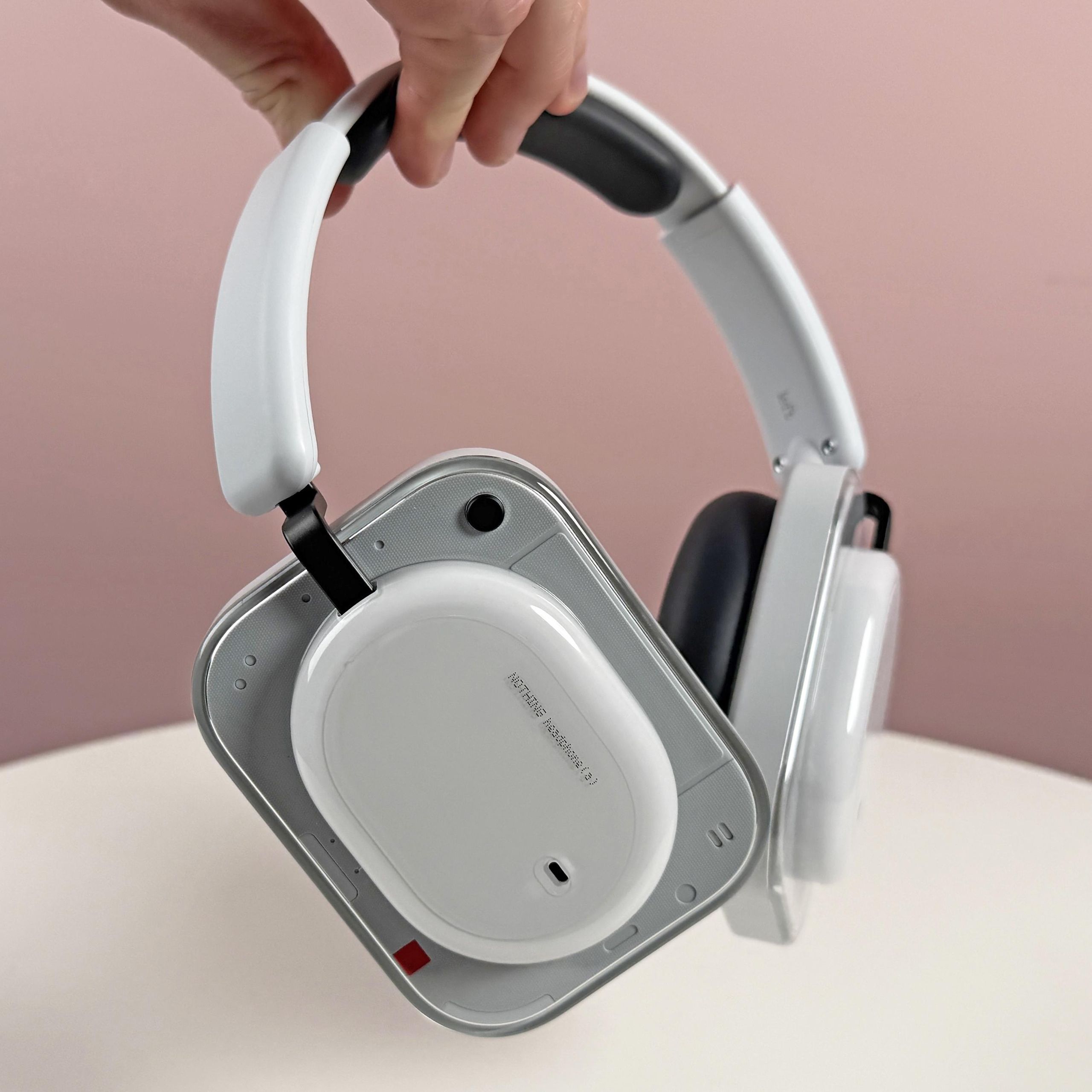 The Nothing Headphone (a) are here, and they rock — here are 5