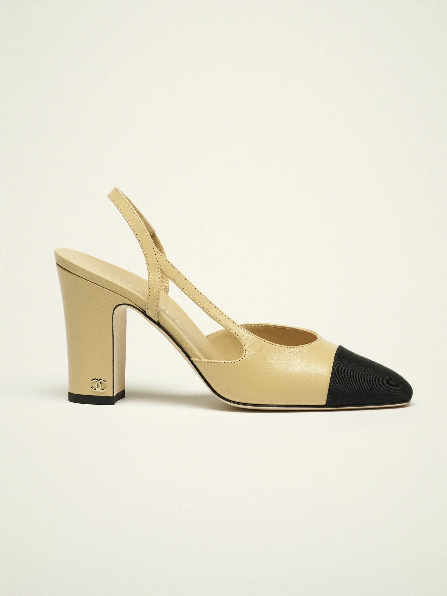 Chanel, Slingbacks