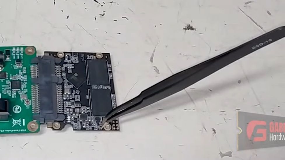 ◎即戦力★爆速起動★SSD★メモリ増設★CORE★Office2021★初心者★ atzxBF5d8VvX6KEUH8FTWP.jpg