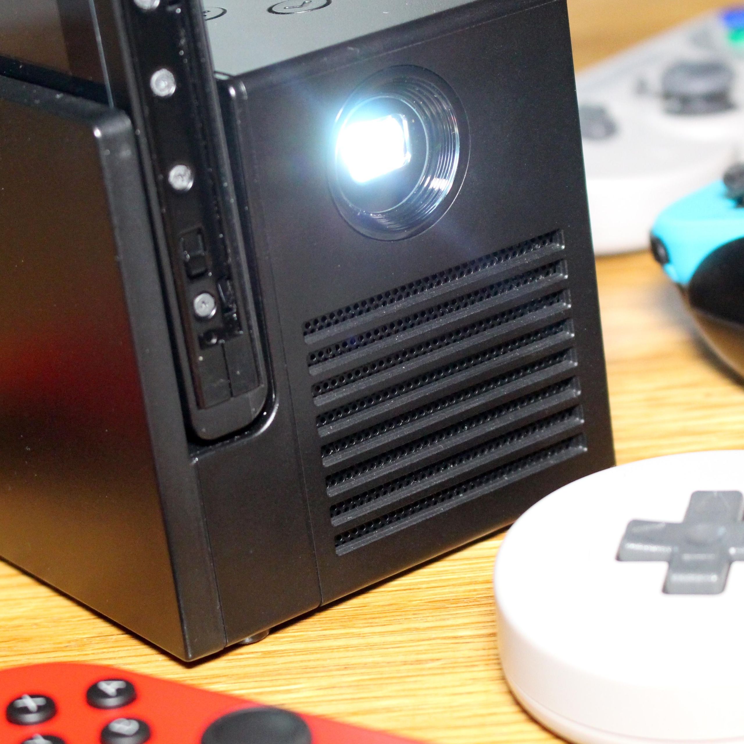 ニンテンドースイッチ用プロジェクター　OJO Projector Amazon.co.jp: ニンテンドースイッチ用プロジェクター『OJO Projector