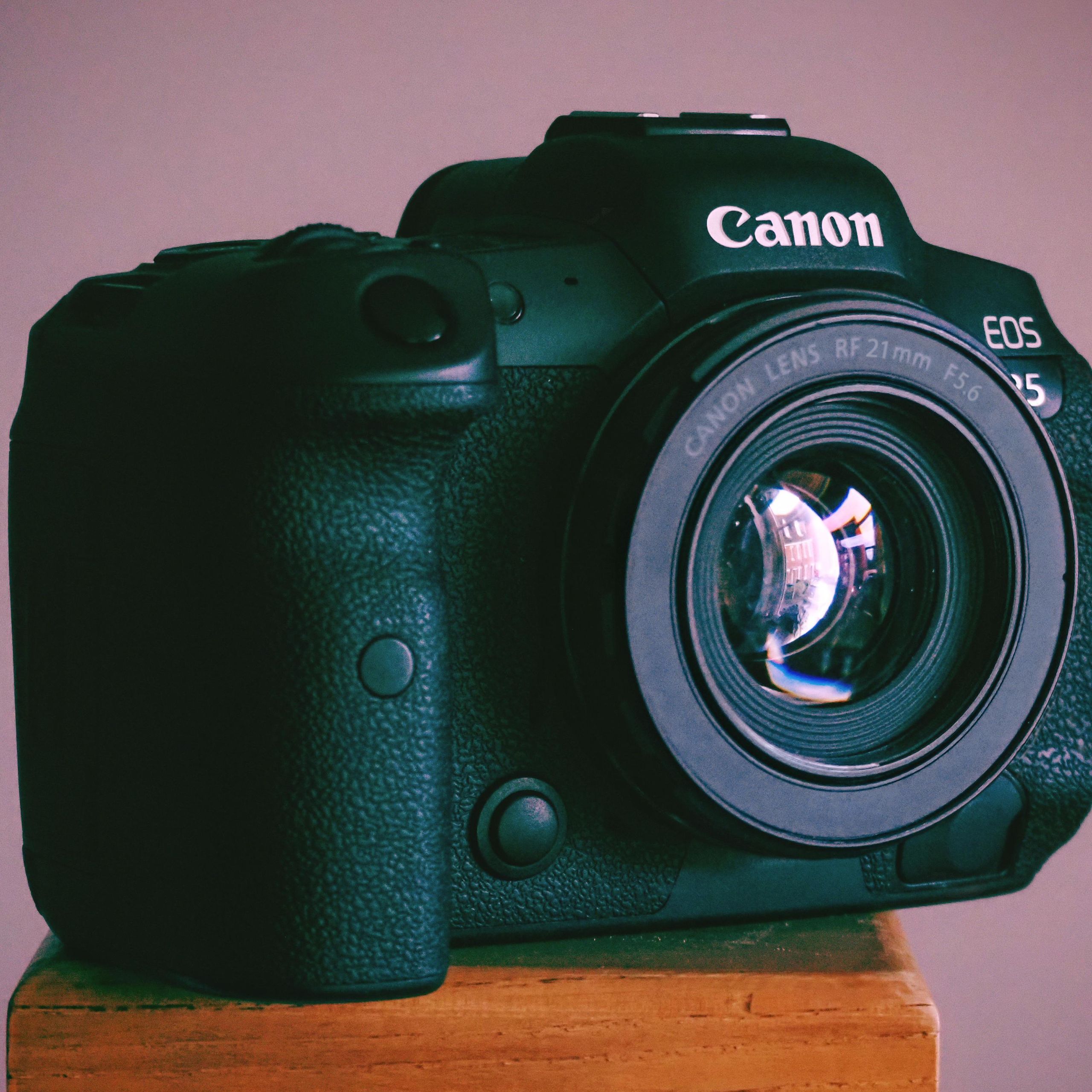 【ジャンク品】Canon EOS & OLYMPUS T3NR3bVB2Q5uAu7CK2fVb7.jpg