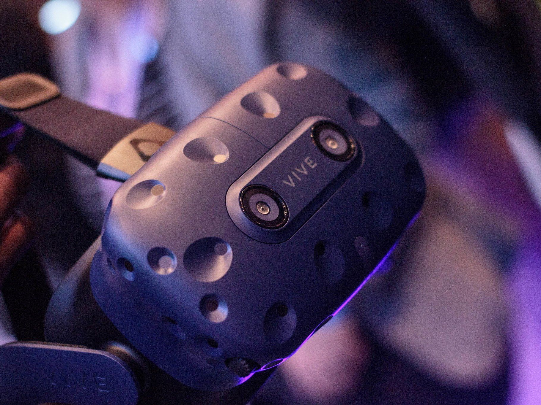 その他 HTC VIVE PRO VIVE_Pro_2___front_right.jpg?