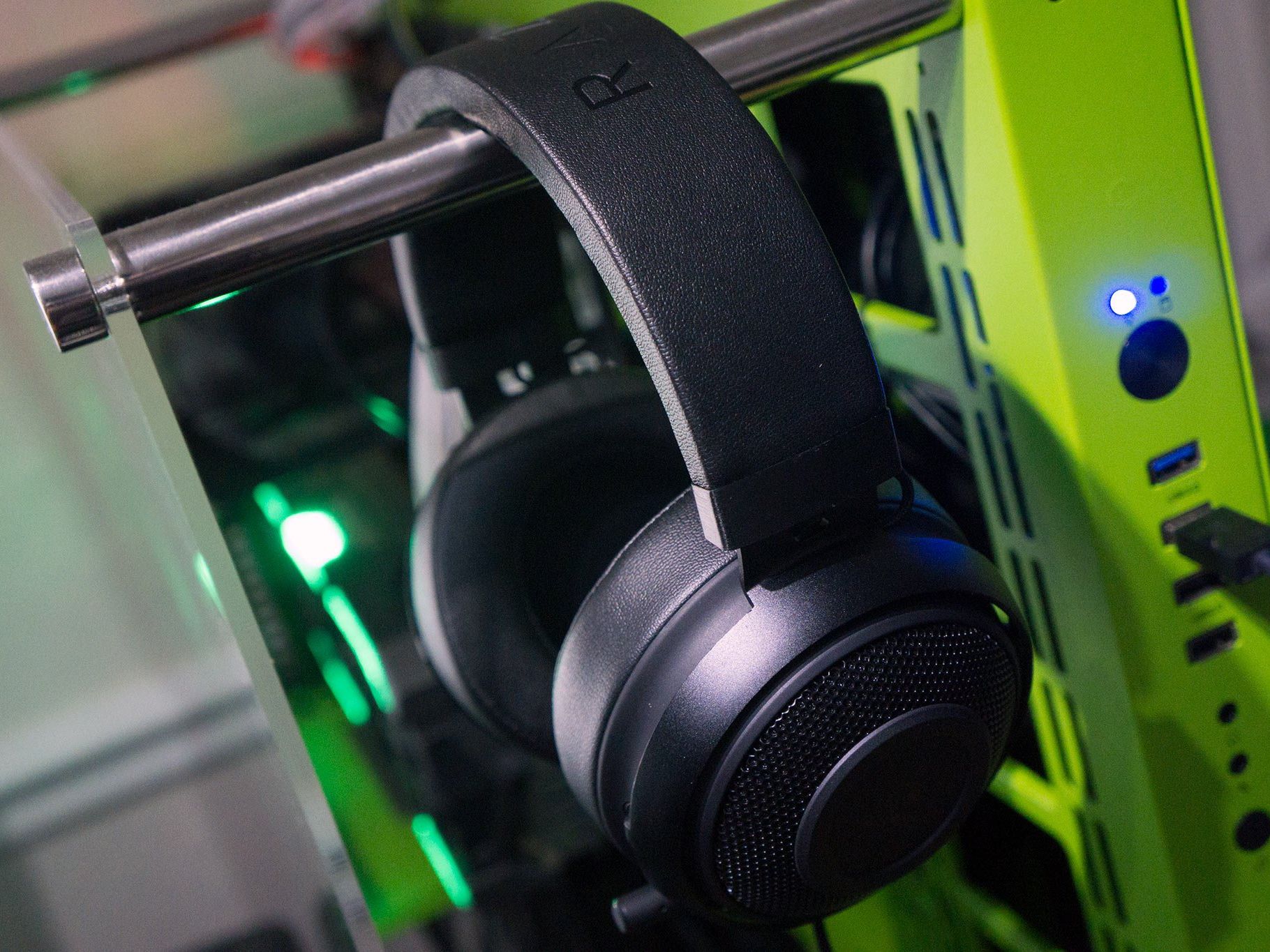クラーケン プロ v2 Amazon.com: Razer Kraken Pro V2: Lightweight Aluminum