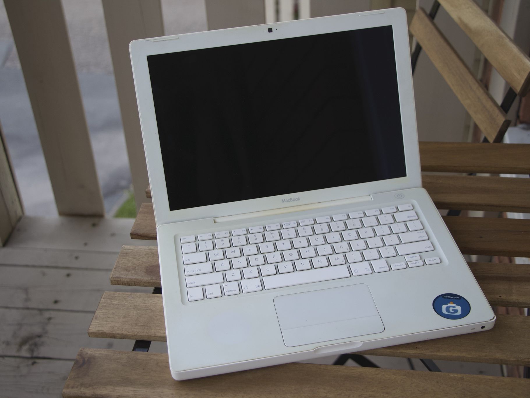 Remember the charm of owning the polycarbonate MacBook that 
