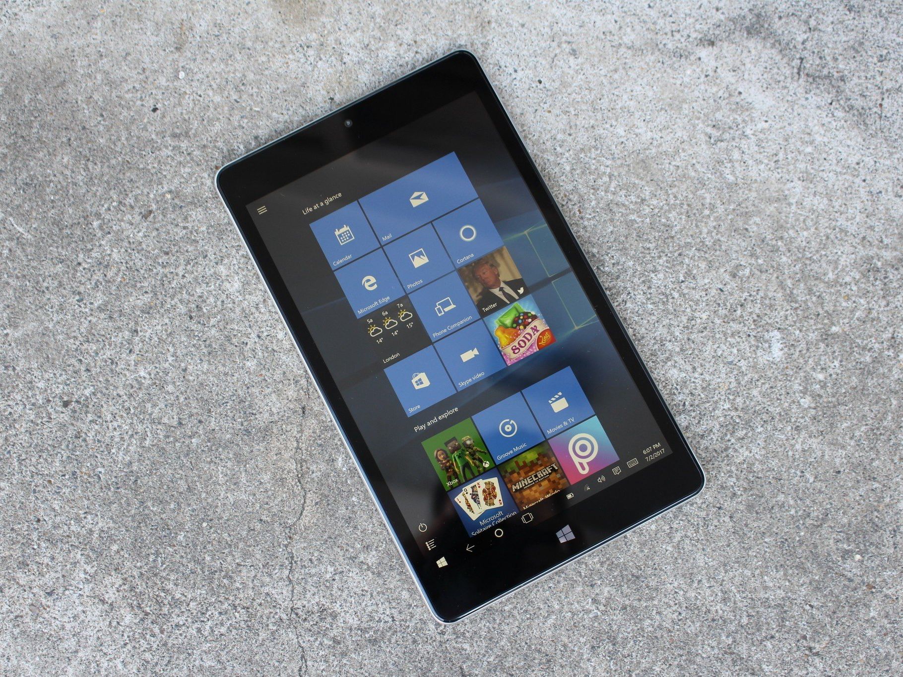 First impressions of the NuVision 8-inch Windows 10 tablet