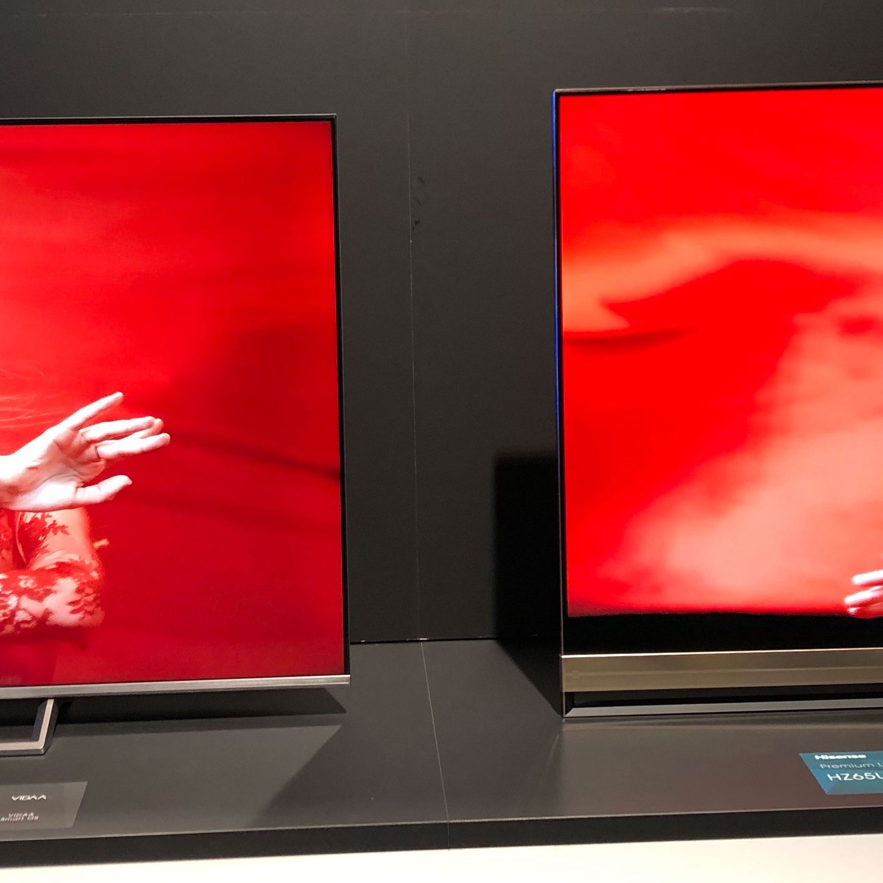 テレビ　ULED レグザ、RGBミニLEDテレビ「ZX1」を12月発売。116型で約660万円 - AV Watch