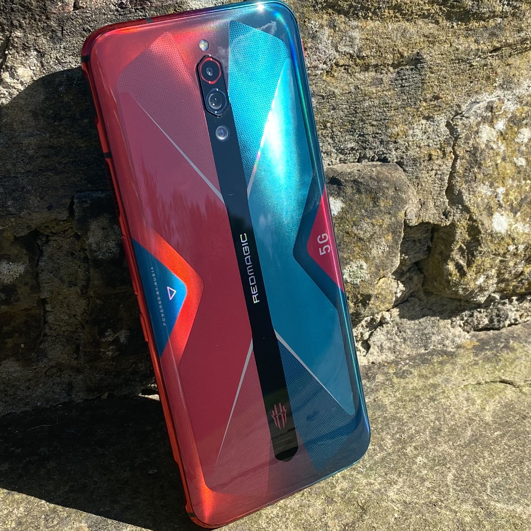 red magic 5g メモリ8G 144Hz全世界1位グーグルプレイ搭載 red magic 5g メモリ8G 144Hz全世界1位グーグルプレイ搭載