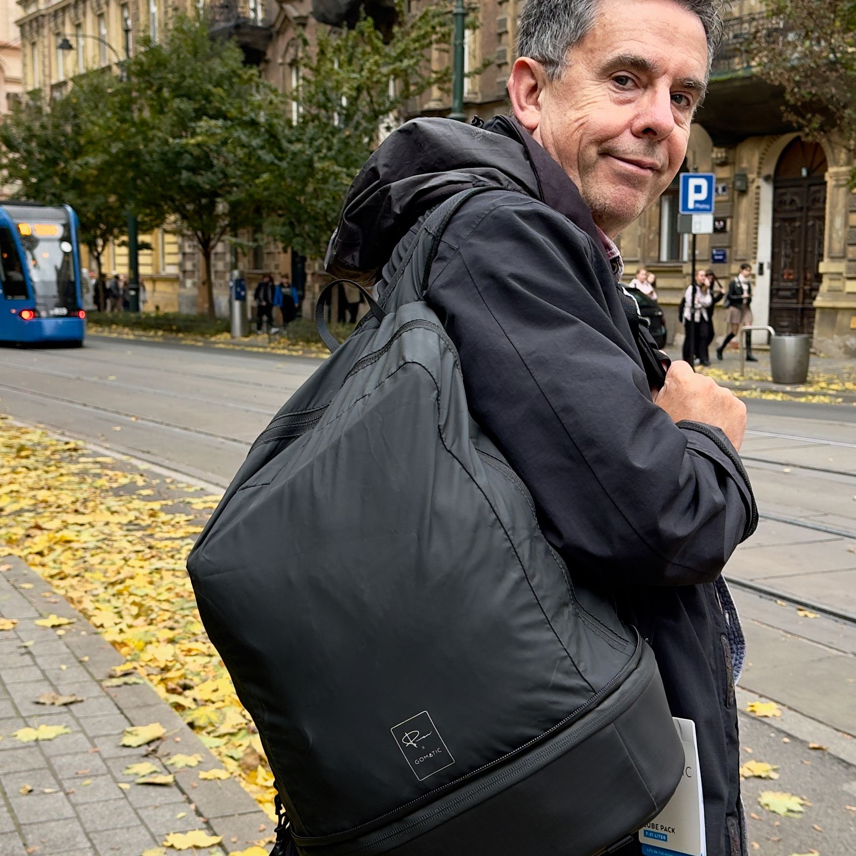 Gomatic Peter McKinnon Sac à Dos Cube – Extensible De 7L à 21L – Sac Pour Appareil Photo DSLR & Sac De Voyage – Résistant à L'Eau & Durable – Compatible Avec