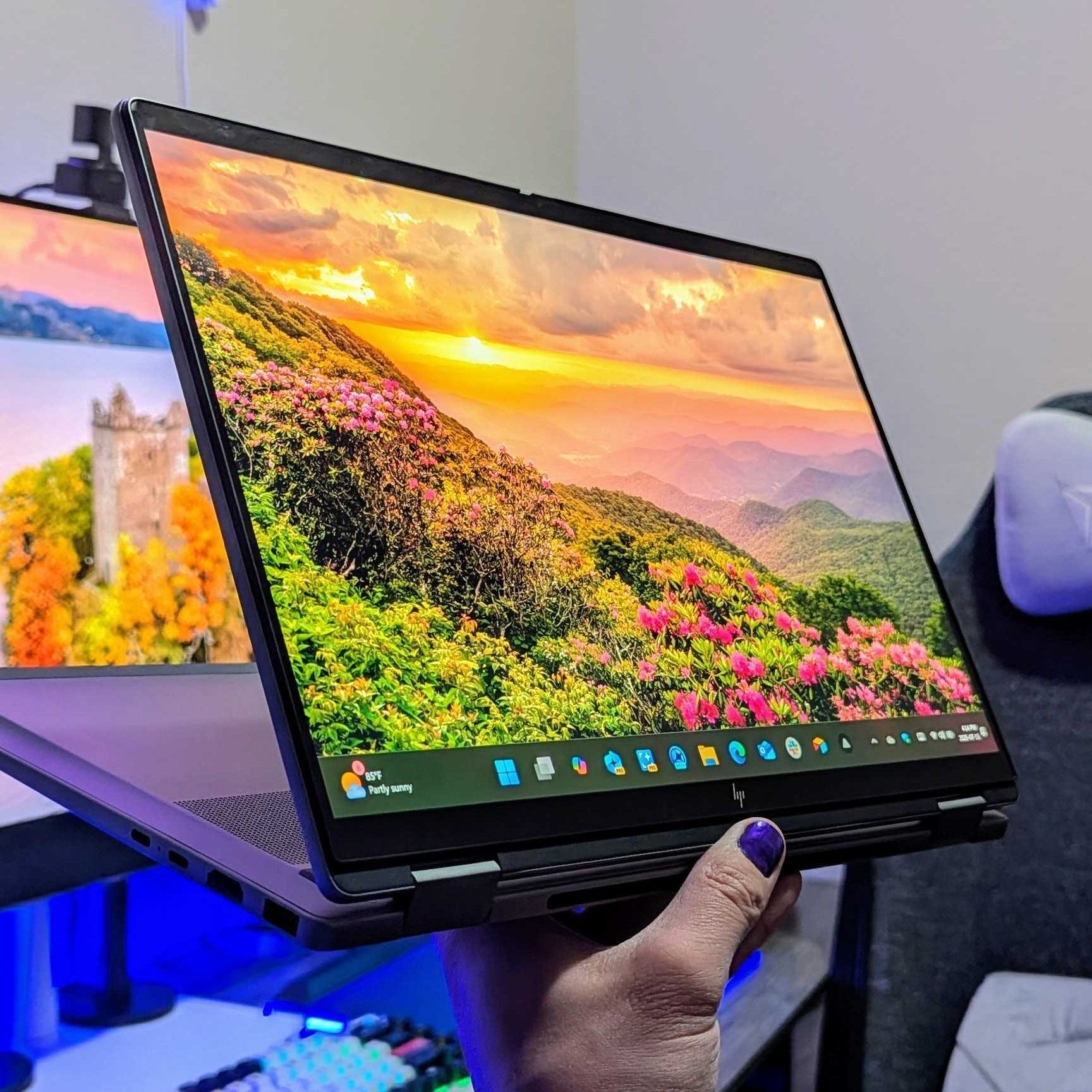 HP OmniBook X Flip 14 (2025) review: Feels made to go on sale