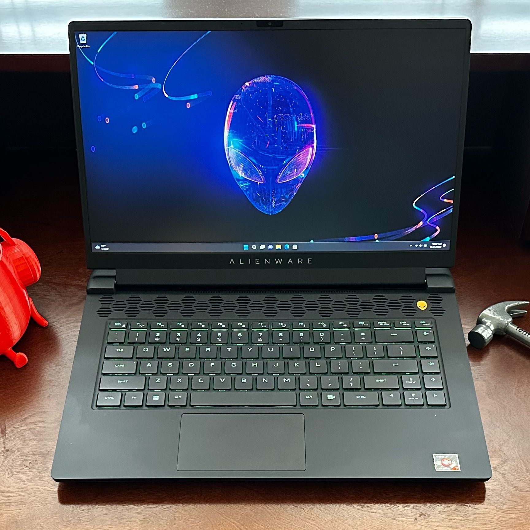 Alienware m15 R7 Review: Solid Gaming, Leading Endurance | Tom's
