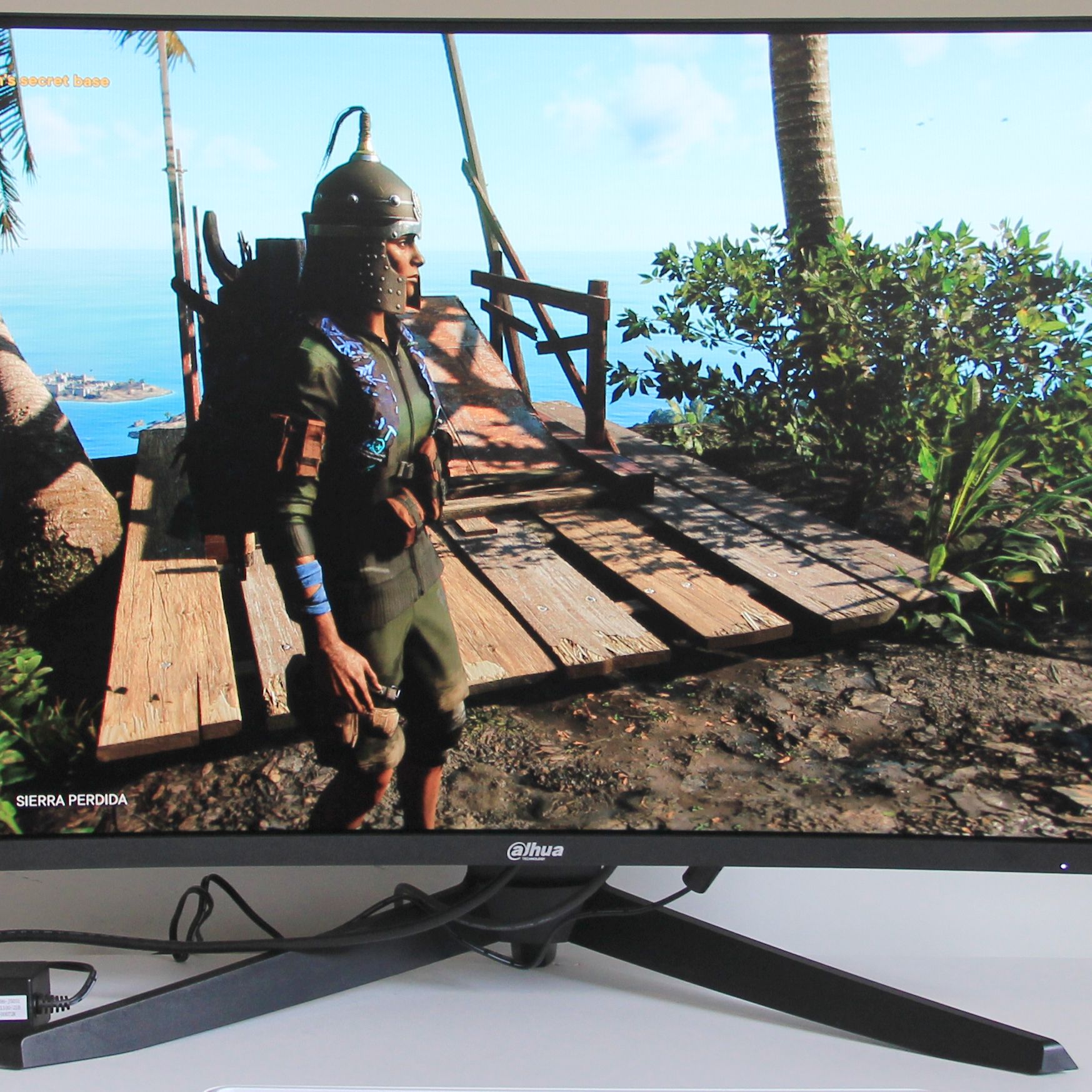 Dahua LM32-E200C review | TechRadar