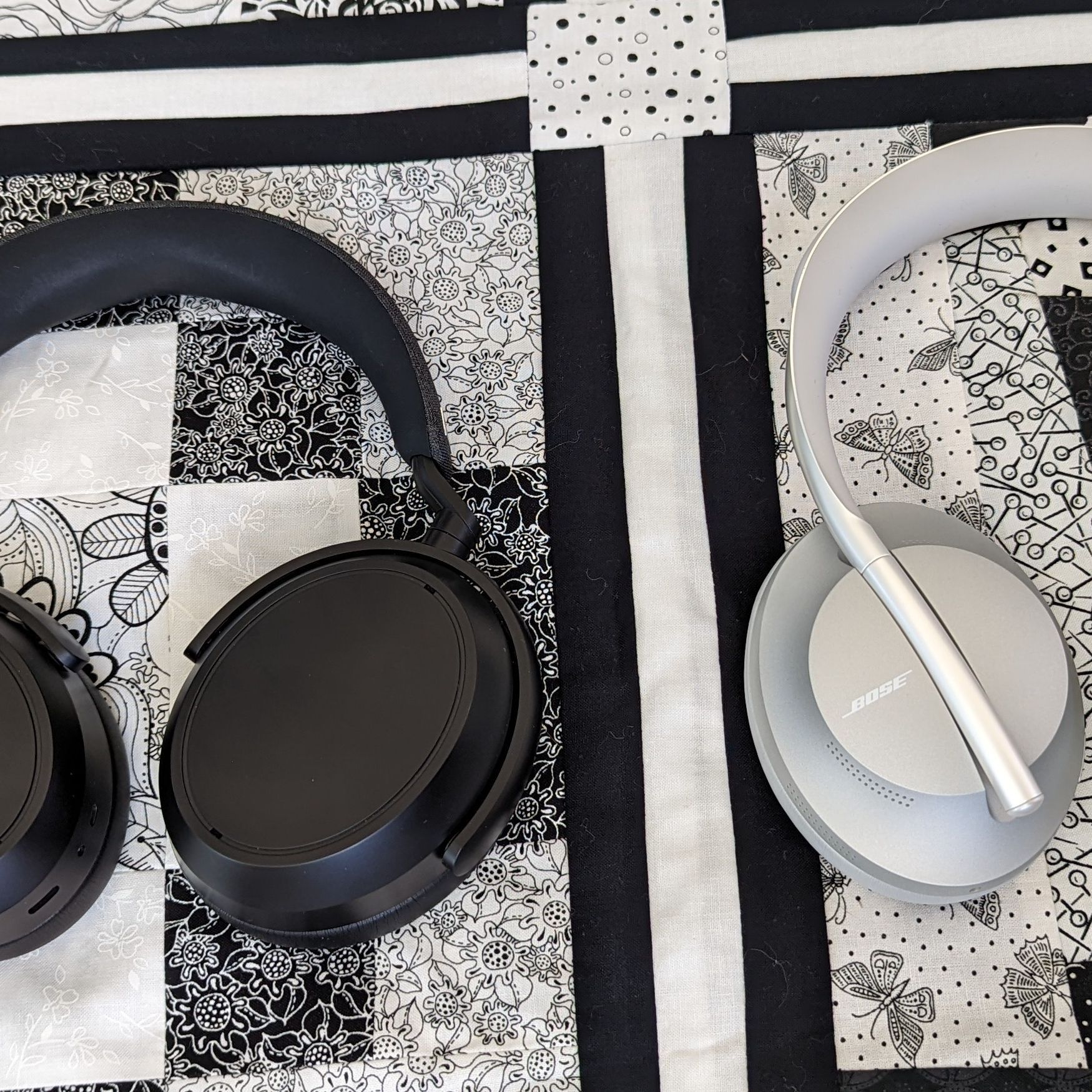Sennheiser Momentum 4 vs. Bose 700: Do we have a new noise