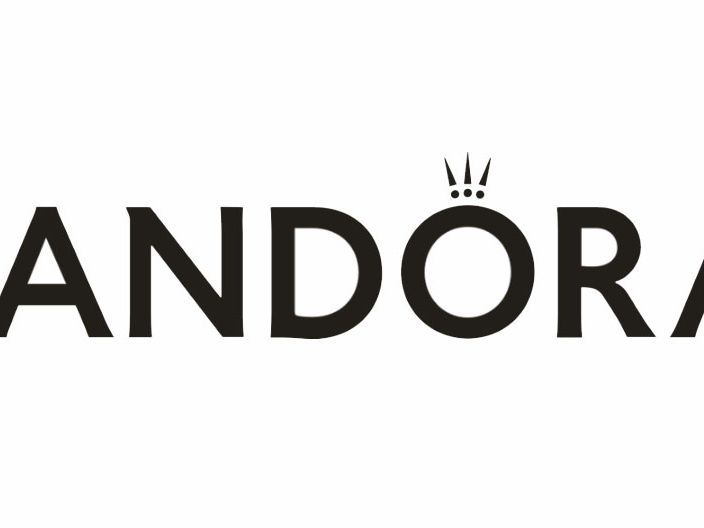 PANDORA ロゴパーカー　レア 耳付きZZHenLロゴパーカー <B702> | トップス,パーカー | PCTOKYO
