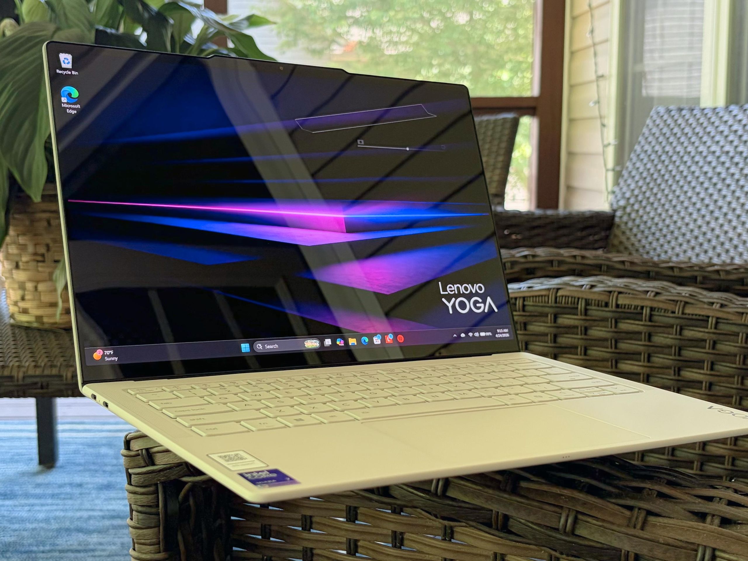Lenovo Yoga Slim 7i Aura Edition (2026) Review: Vibrant display