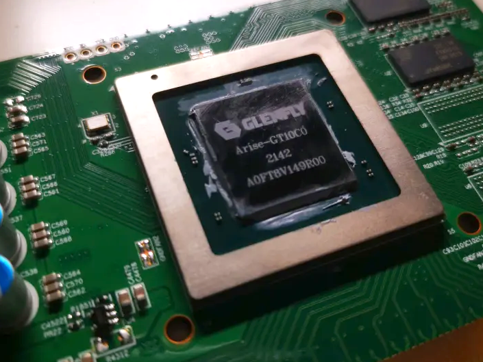 Images Surface of Chinese Zhaoxin Glenfly Arise Discrete GPU