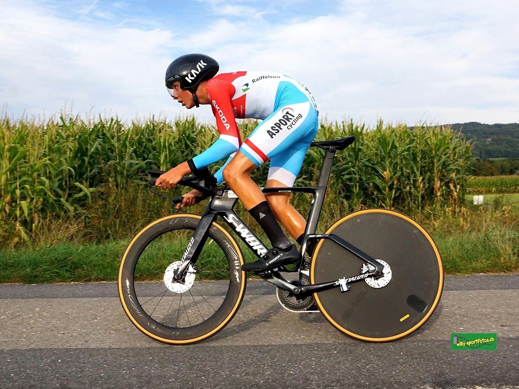 支給品　サーマルビブタイツ　Leopard Pro Cycling 2XXyQaqxjHrRvv2FJuYHjj.jpg
