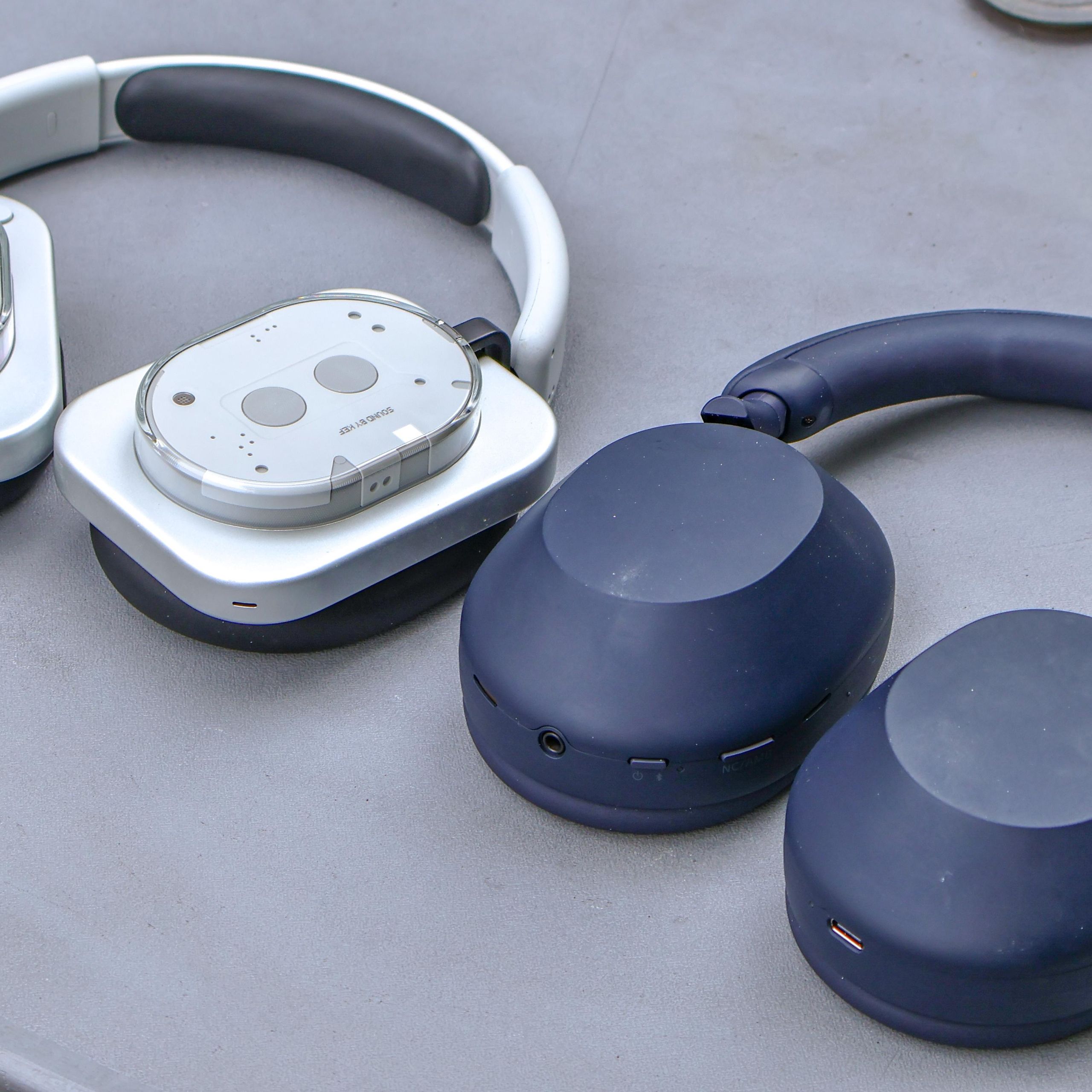 Nothing Headphones (1) vs Sony WH-1000XM5: Which noise canceling