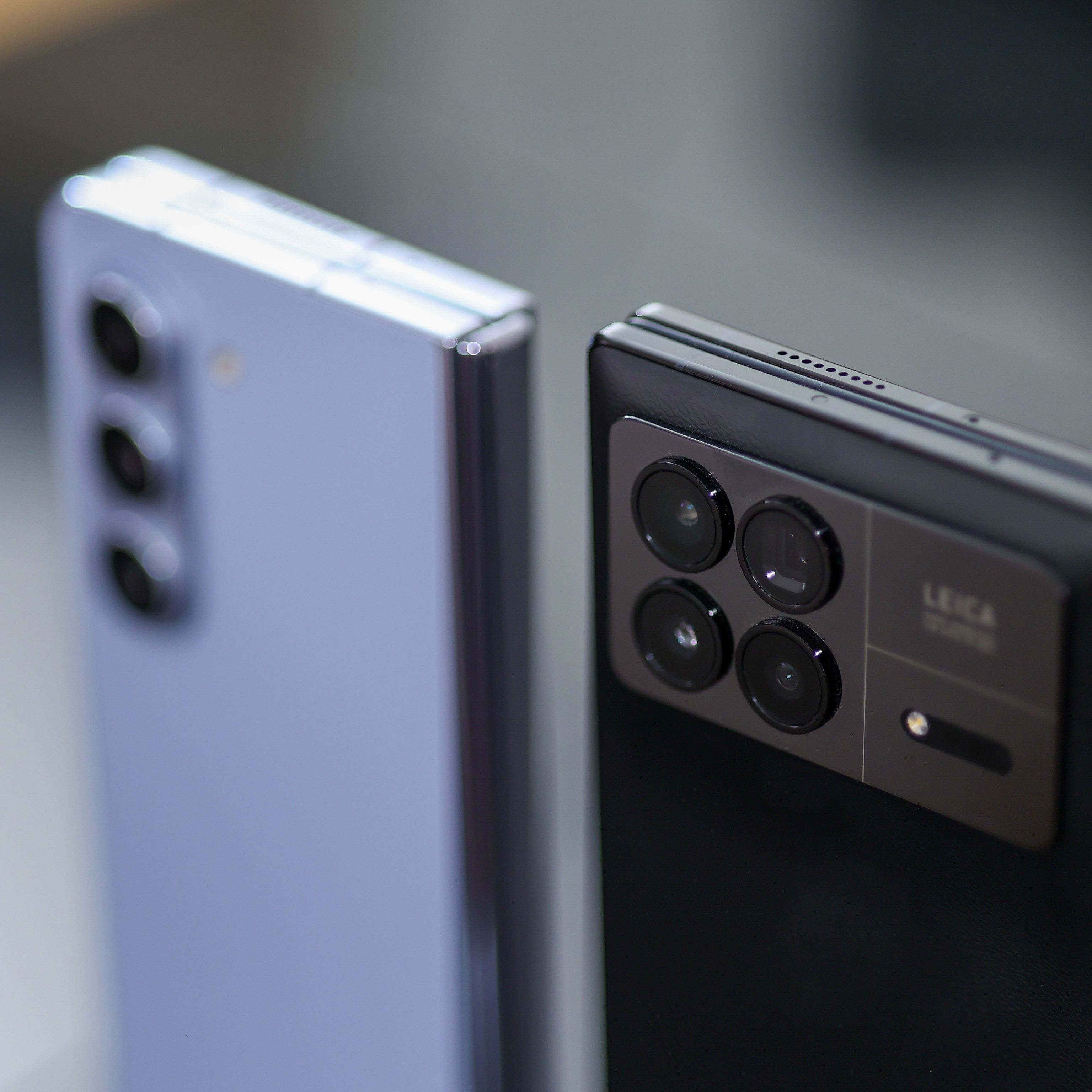 Xiaomi MIX Fold 3 本体 + 付属品 Simフリー16/512 415C0q4+z+L.jpg