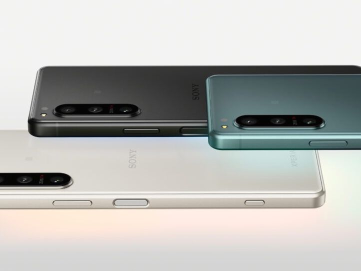 Sony announces the Xperia 5 IV with triple cameras and wireless