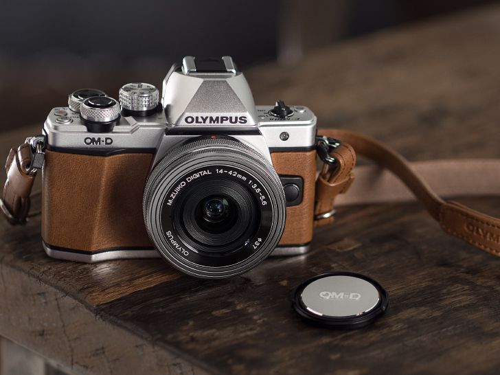 OLYMPUS OM-D E-M10 Mark II おまけ付き Amazon.co.jp: OLYMPUS OM-D E-M10 Mark II Mirrorless Single