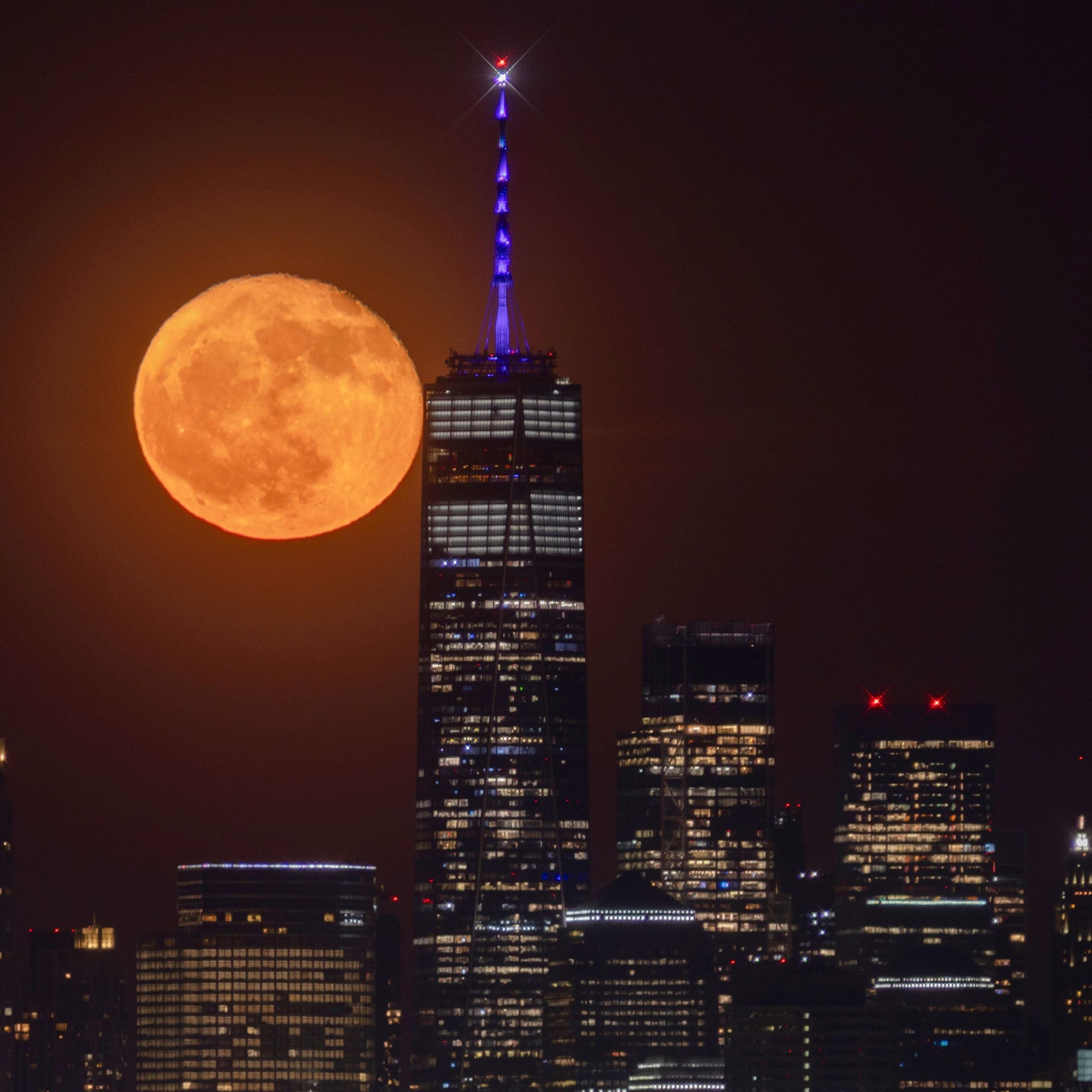 May's full 'Flower Moon' rises on May 1 — Here's what to expect