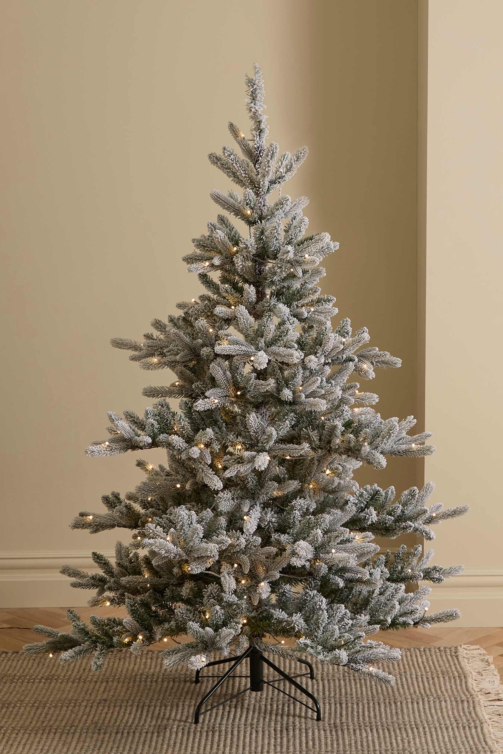 6ft Pre-Lit Snowy Noble Christmas Tree