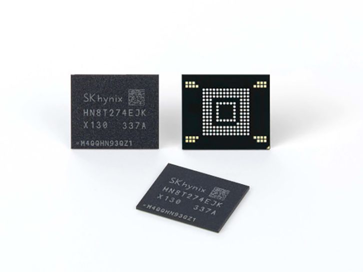 Samsung's archrival becomes first chipmaker to launch 300+ layer