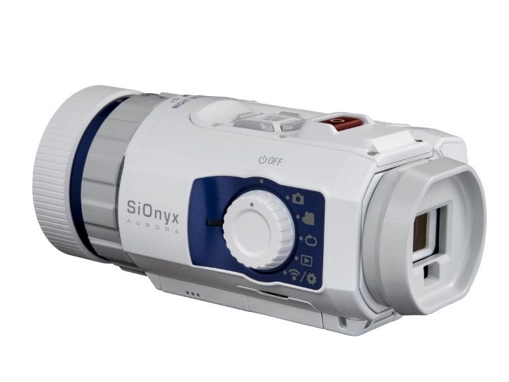 その他 SiOnyx AURORA SPORT The SiOnyx Aurora Sport is an action camera that sees in the dark