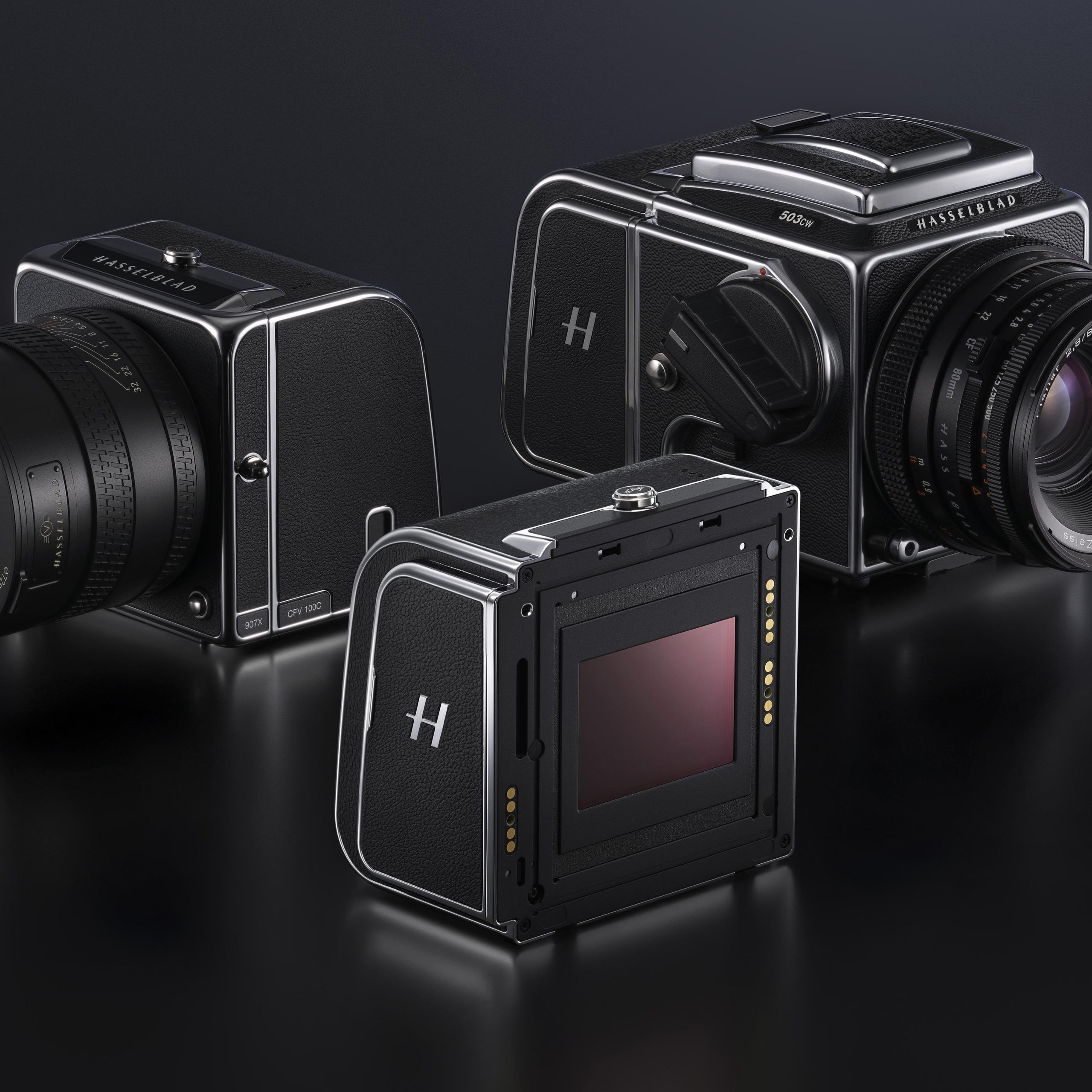 デジタルカメラ mediterranean Zeiss' 37MP Lightroom-capable, full-frame ZX1 camera is here — and