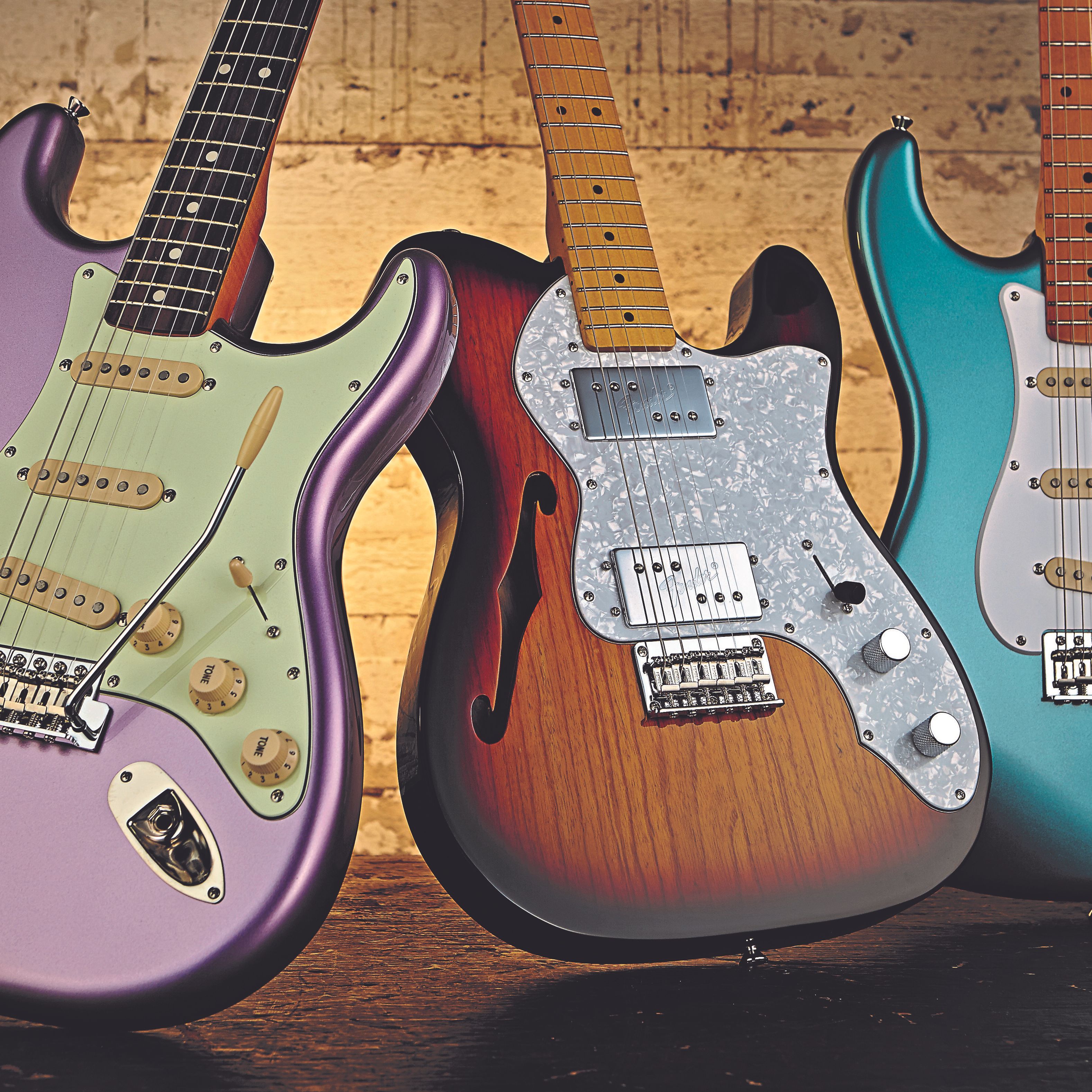 『比較的美品』SQUIER BY FENDER STRAT Squier by Fender Stratocaster Metallic Blue – Chicago Music