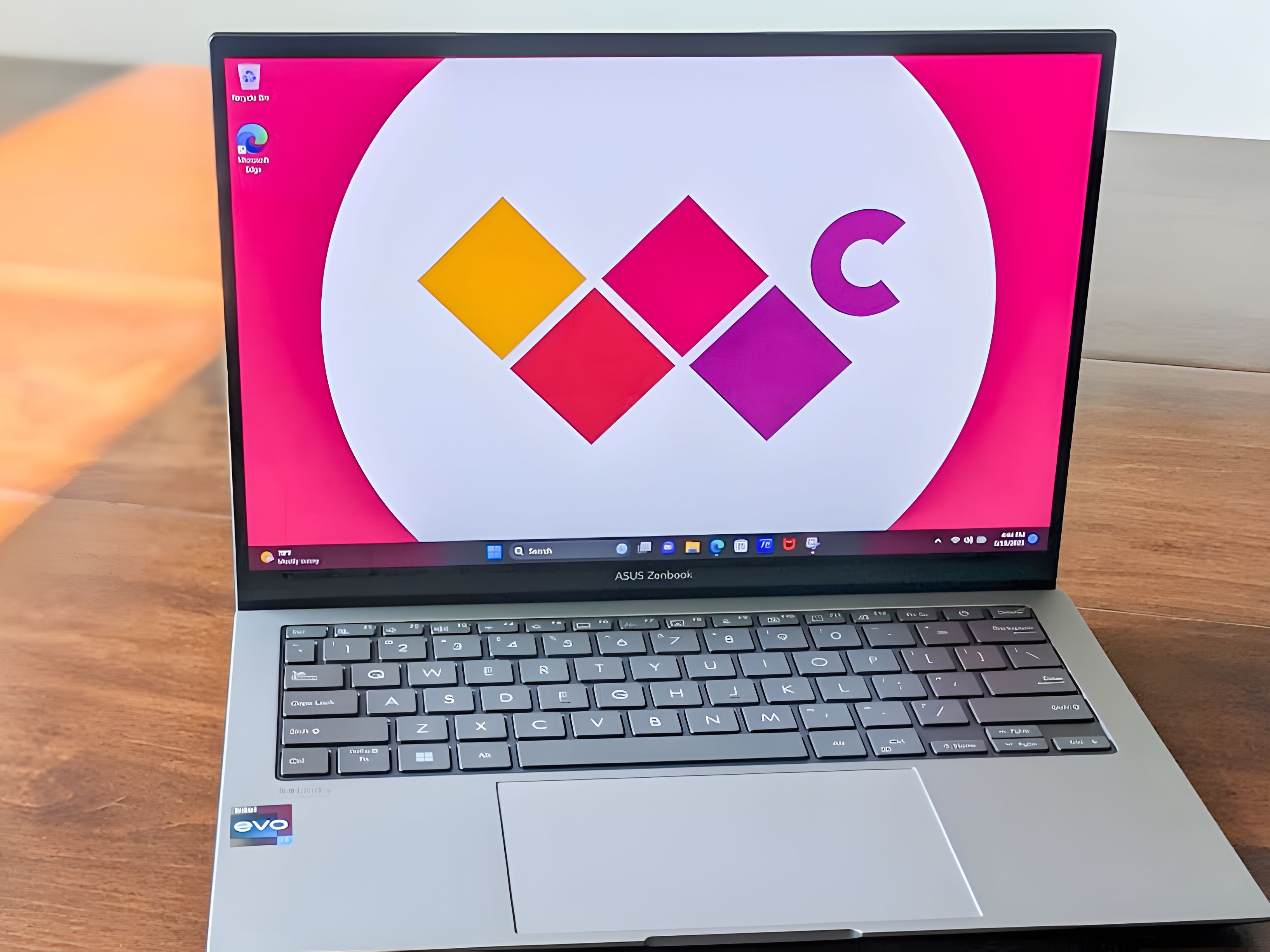 Windowsノート本体 ASUS ZenBook S 13 OLED ASUS Zenbook S 14 (UX5406) | ノートパソコン | ASUS日本