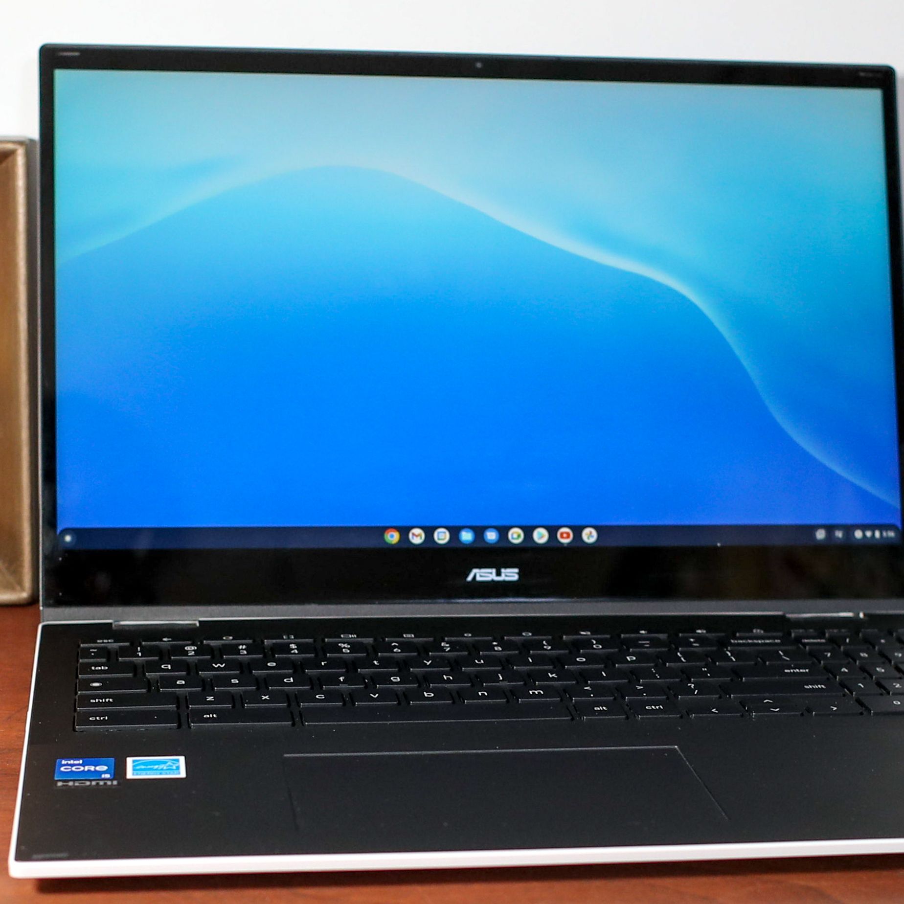 ASUS - 新品未開封　ASUS Chromebook Flip CX5 Corei5 ASUS Chromebook Flip CX5 (CX5500)｜Laptops For Home｜ASUS USA