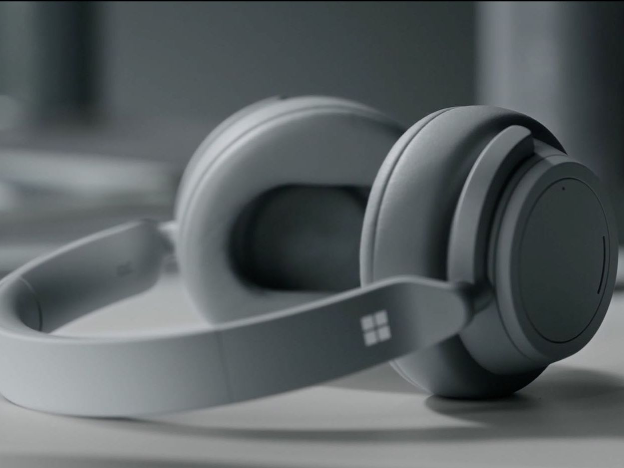Microsoft Surface Headphones 2 ホワイト Microsoft Surface Headphones 2 Wireless Review - RTINGS.com