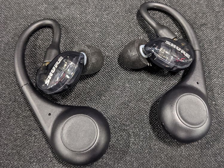 Shure AONIC（エオニック） 215 AONIC 215 Gen 2 - True Wireless Sound Isolating Earphones
