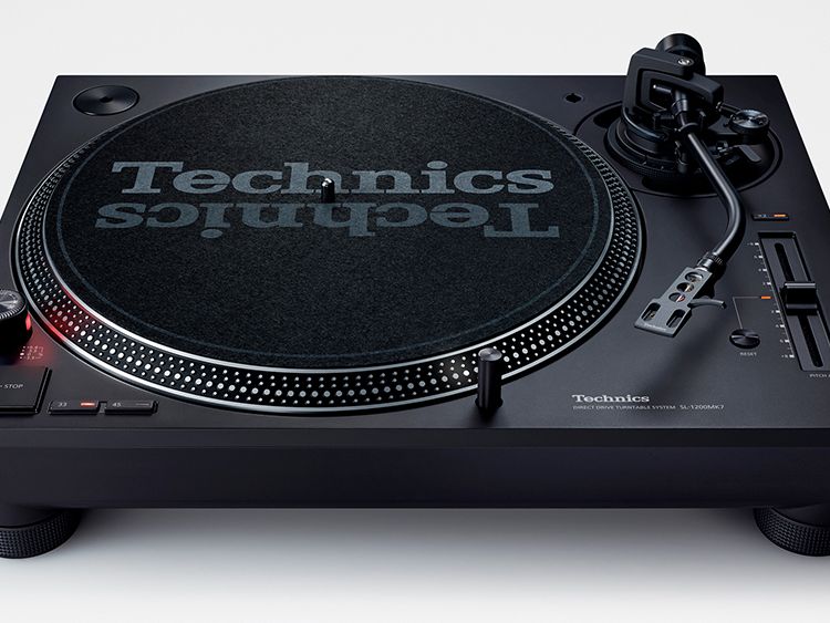 There's a new Technics SL-1200 DJ turntable on the way, and it