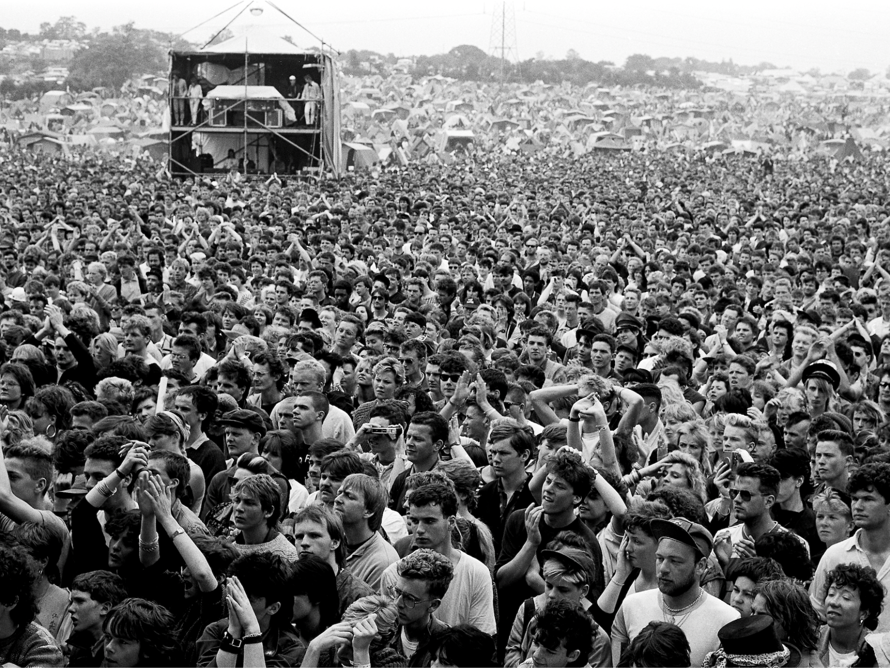 洋書 THE GLASTONBURY FESTIVALS 洋書 THE GLASTONBURY FESTIVALS 洋書