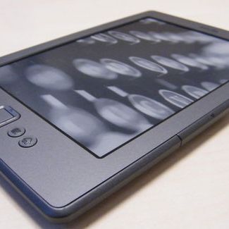 kindle 4th Edition（kindle 4）本体　※洋書専用 Amazon Kindle 4 - eReader Reviews by MobileTechReview