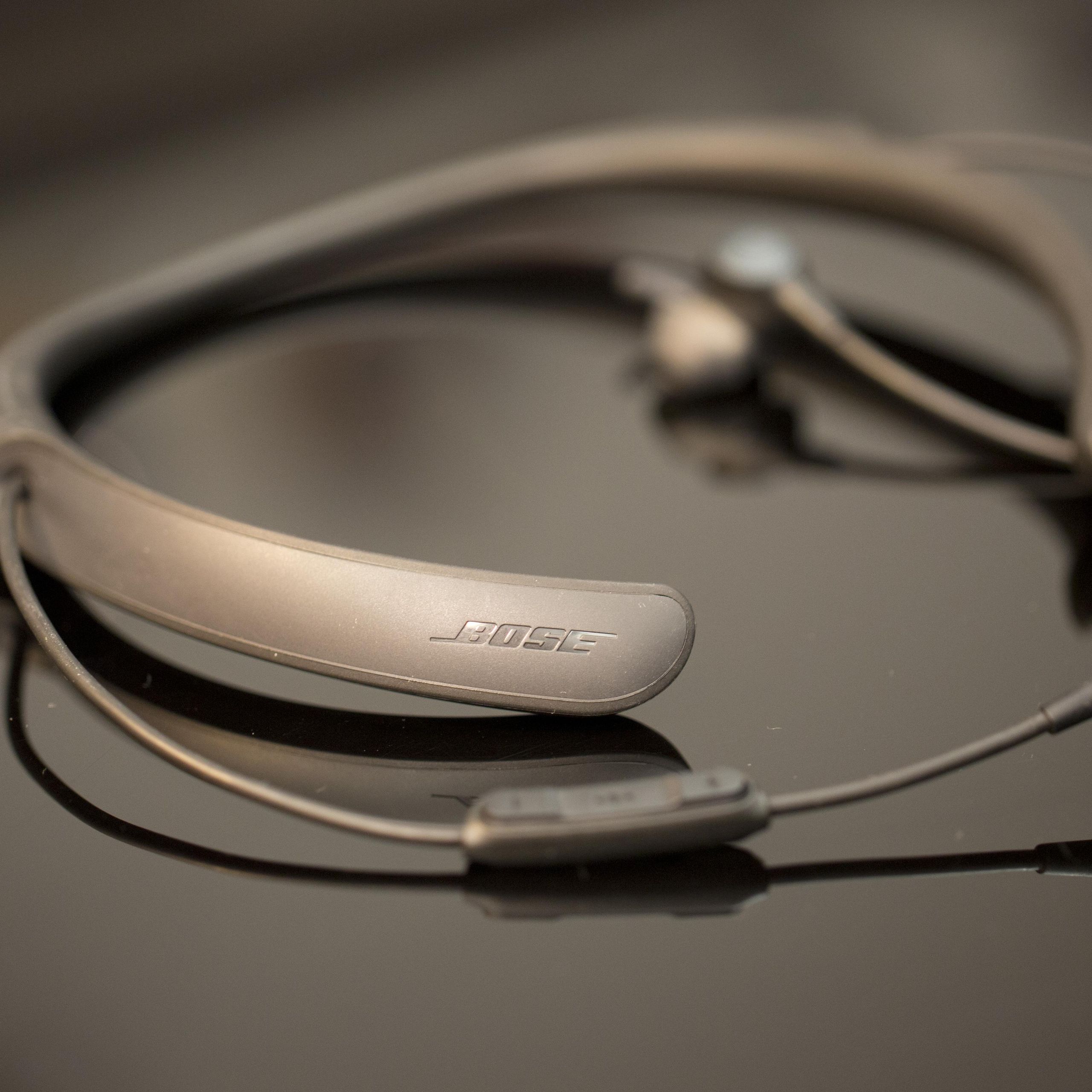 BOSE QC30 クワイエットコントロールイヤフォン Amazon.com: Bose Quietcontrol 30 Black (761448-0010) : Electronics